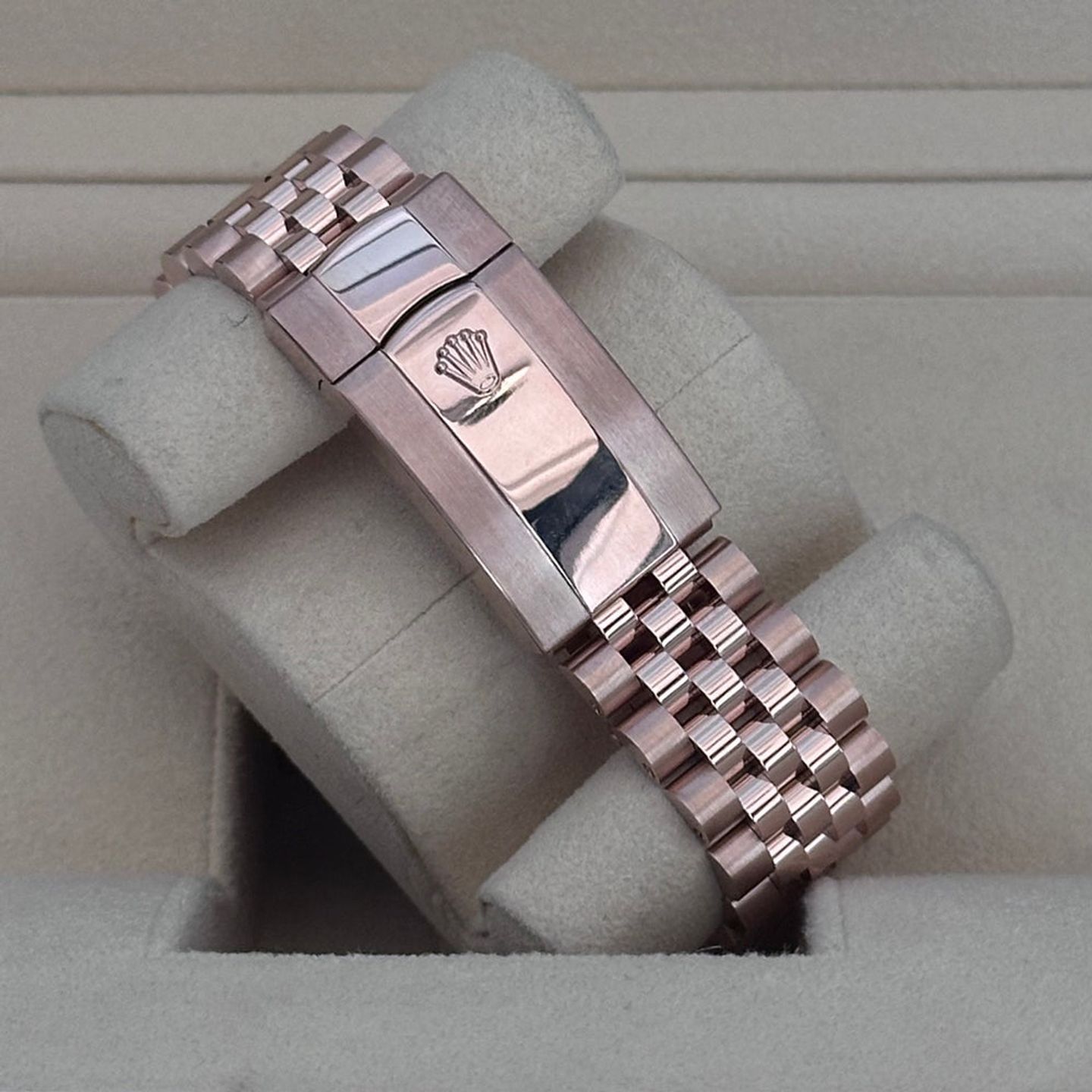 Rolex Sky-Dweller 336935 (2026) - 42mm Roségoud (6/8)