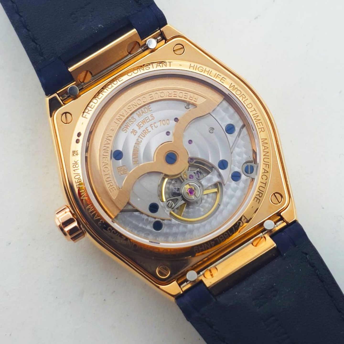 Frederique Constant Manufacture Worldtimer FC-718BL4NH9 (2025) - Zwart wijzerplaat 20mm Staal (8/8)