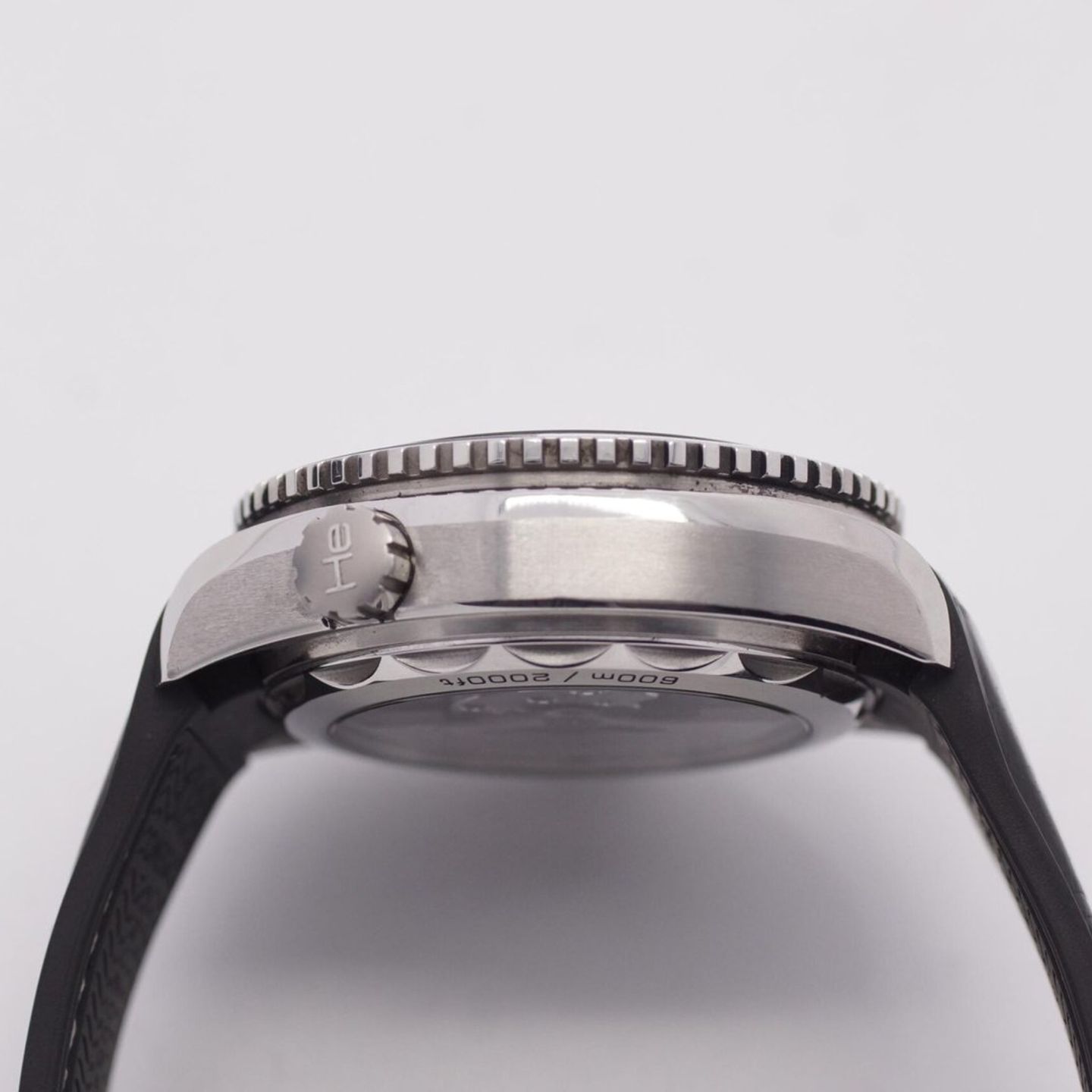 Omega Seamaster Planet Ocean 215.33.44.22.01.001 - (6/8)