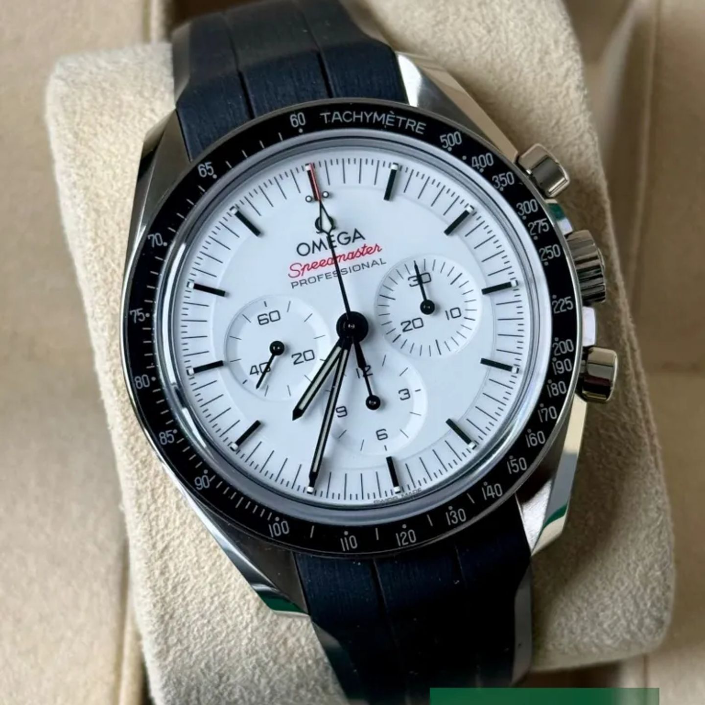 Omega Speedmaster Professional Moonwatch 310.32.42.50.04.001 - (1/7)