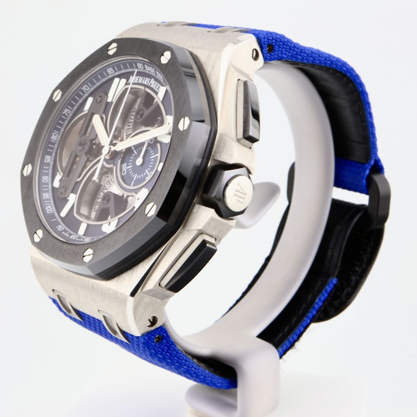 Audemars Piguet Royal Oak Offshore Tourbillon Chronograph 26388PO.OO.D027CA.01 - (4/16)