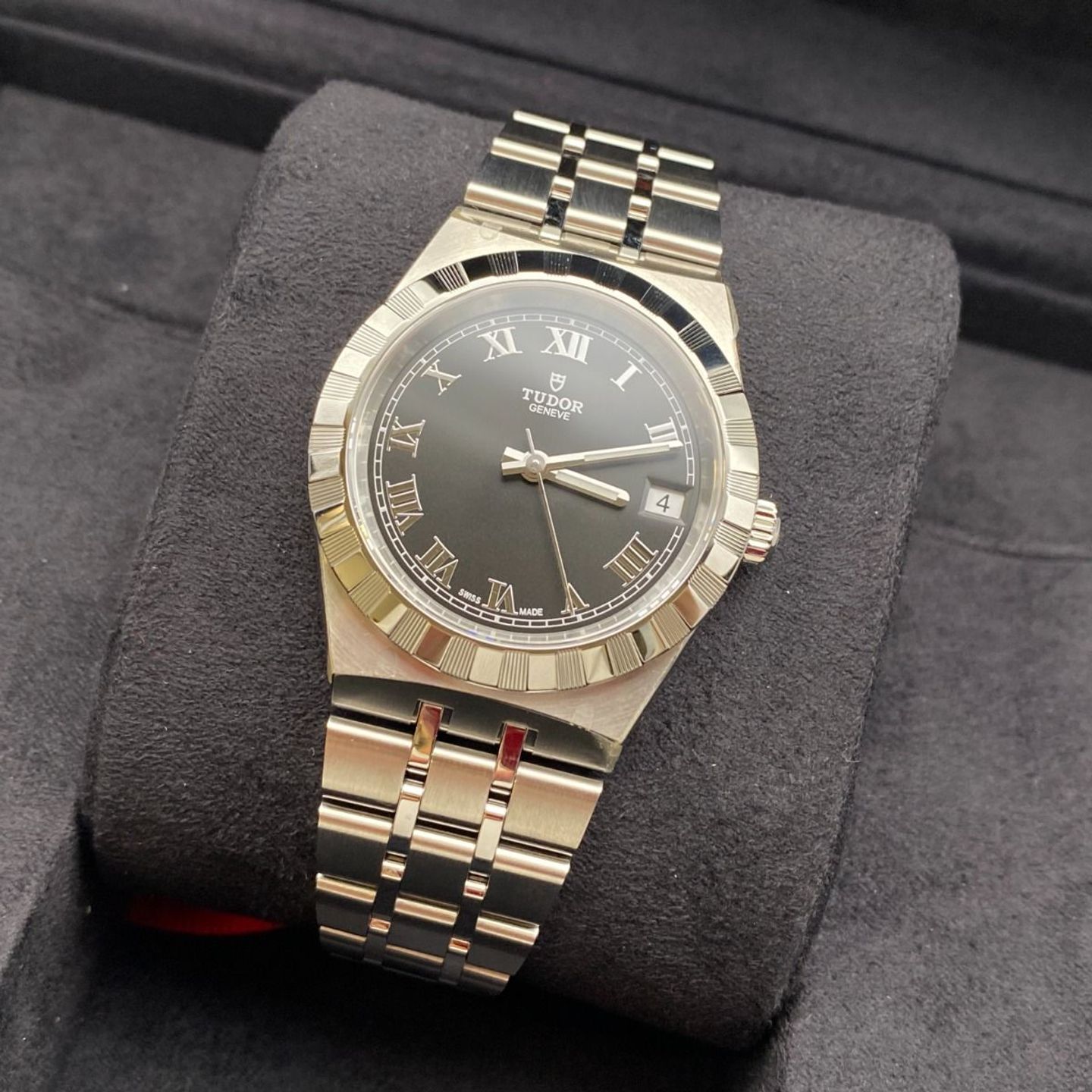 Tudor Royal 28400-0003 (2023) - Zwart wijzerplaat 34mm Staal (3/8)