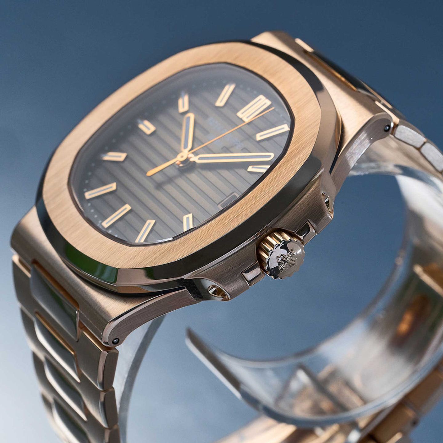 Patek Philippe Nautilus 5711/1R-001 (2017) - Bruin wijzerplaat 40mm Roségoud (5/8)