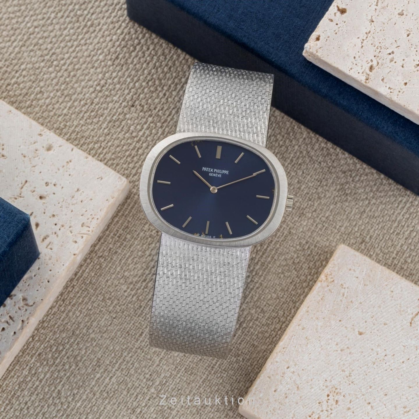 Patek Philippe Golden Ellipse 3583 - (3/8)