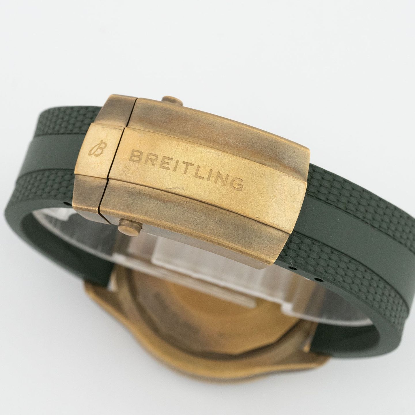 Breitling Superocean 42 N17375201L1S1 (2023) - Green dial 42 mm Bronze case (4/5)