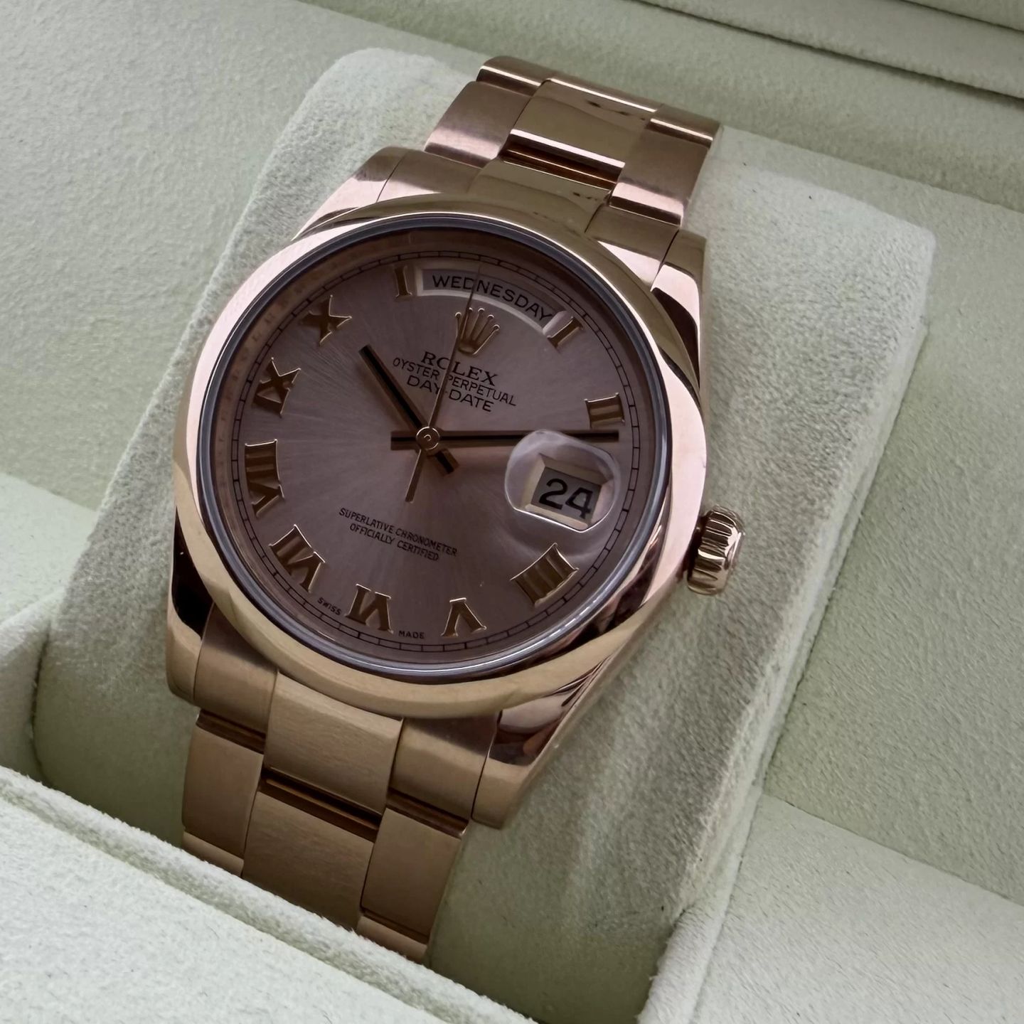 Rolex Day-Date 36 118205 (2012) - Pink dial 36 mm Rose Gold case (5/8)