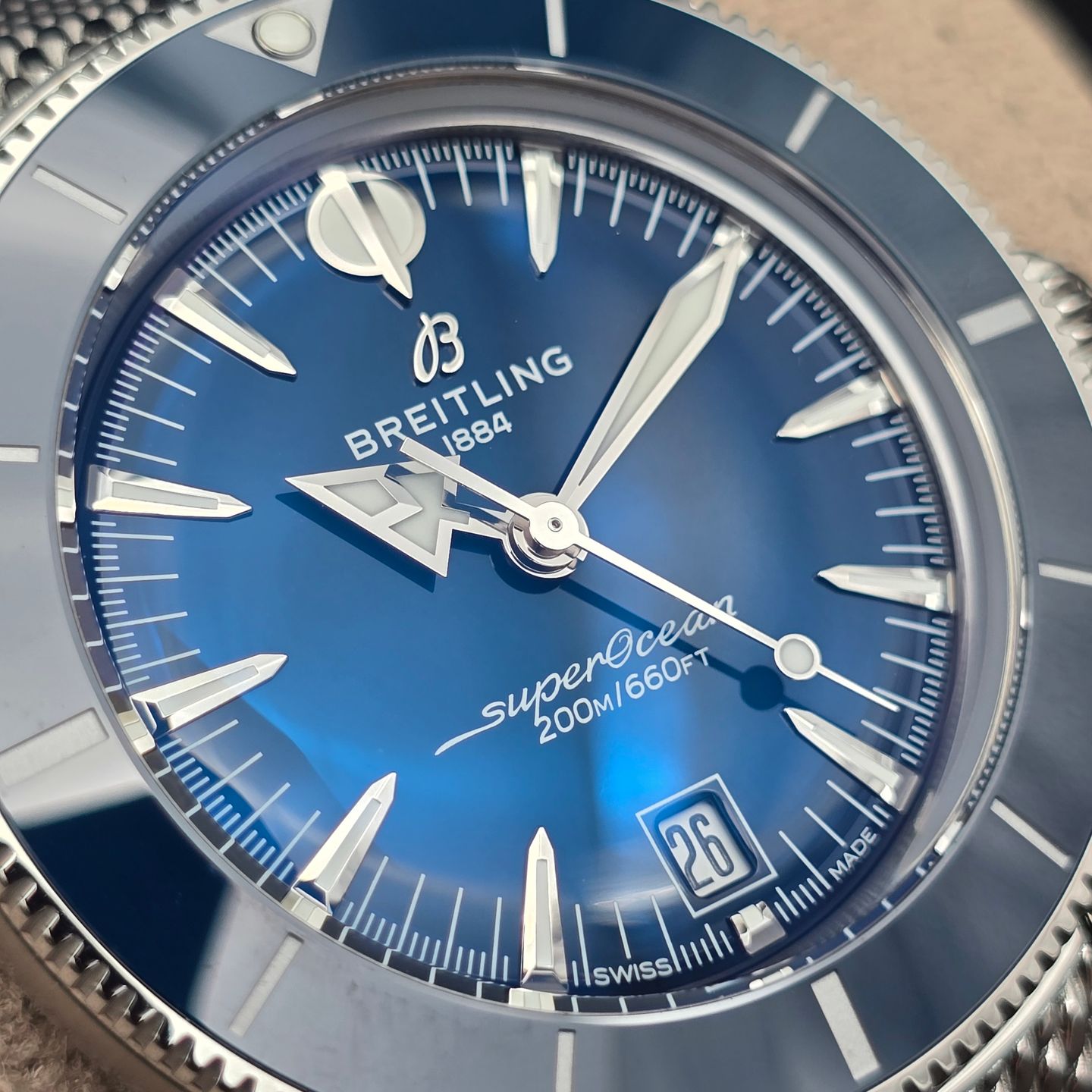 Breitling Superocean Heritage 42 AB3111161C1A1 (2026) - Blauw wijzerplaat 42mm Staal (4/8)