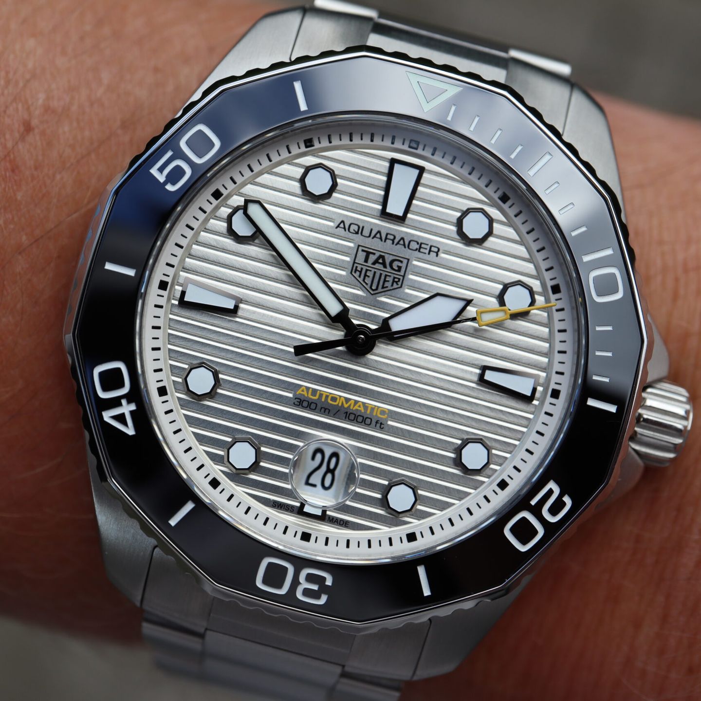 TAG Heuer Aquaracer 300M WBP201C.BA0632 (2024) - Grijs wijzerplaat 43mm Staal (1/8)