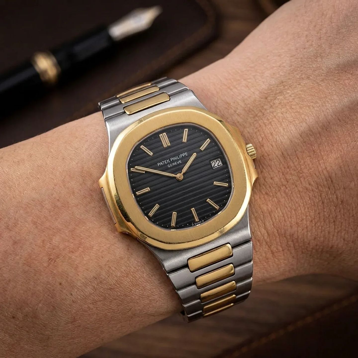 Patek Philippe Nautilus 3700/11JA - (3/8)