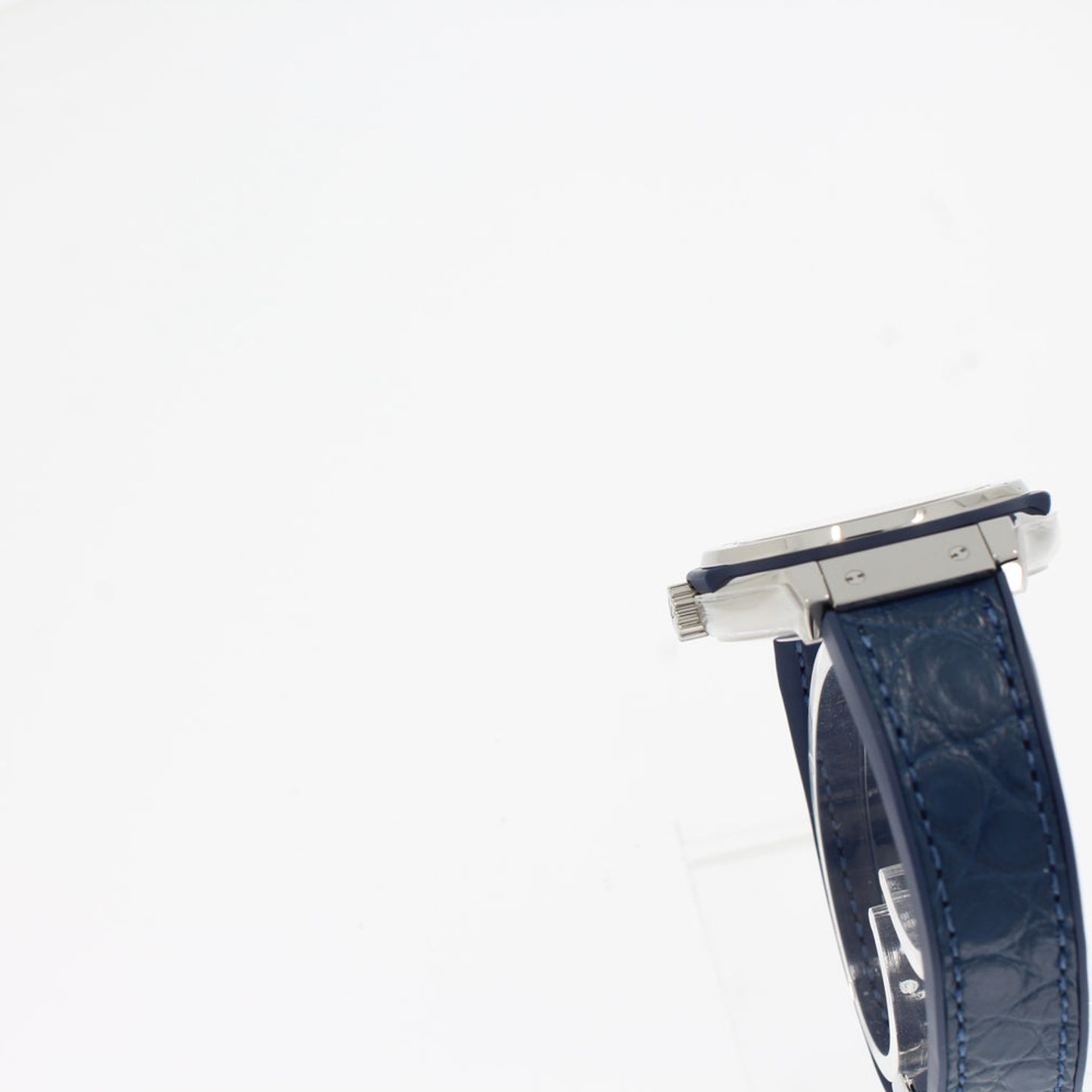 Hublot Classic Fusion Blue 581.NX.7170.LR (2026) - Blue dial 33 mm Titanium case (4/4)