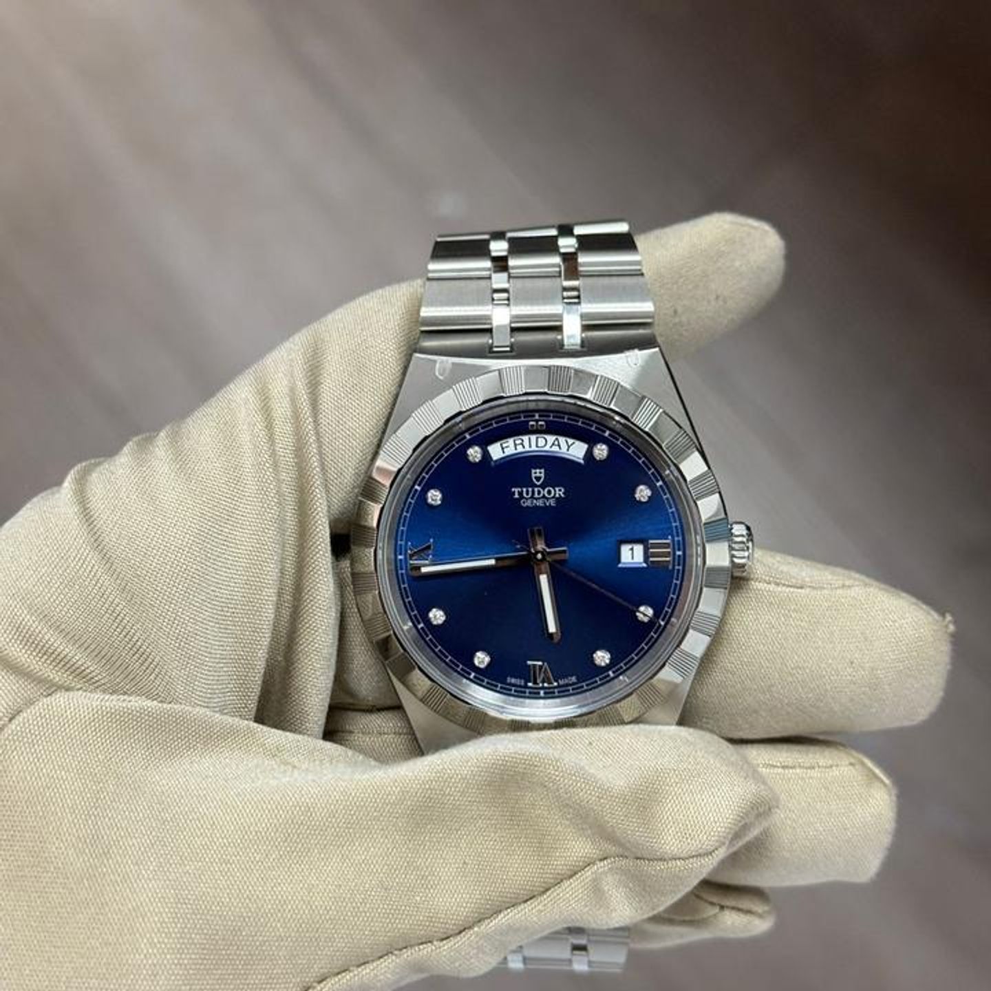 Tudor Royal 28600 - (6/10)