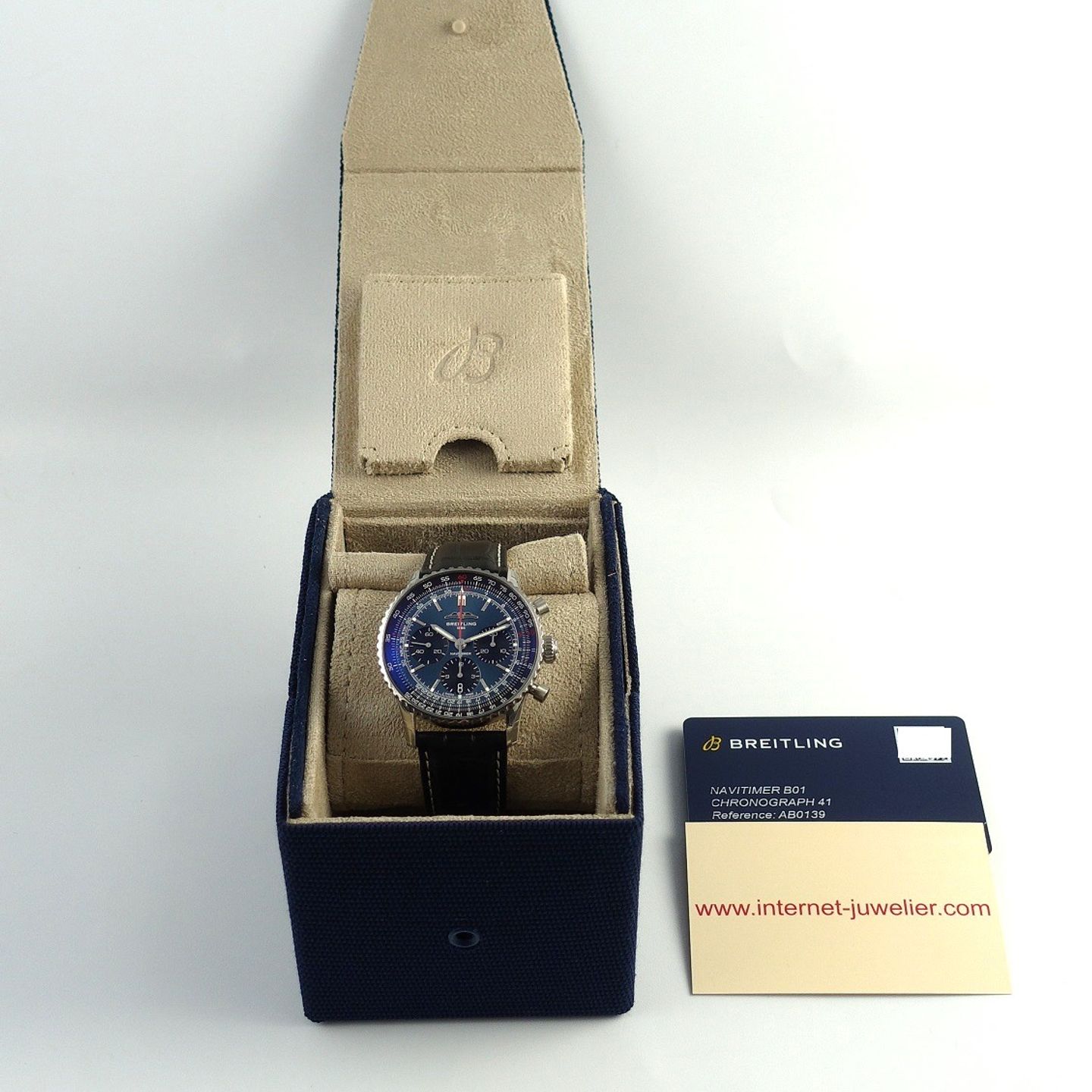 Breitling Navitimer AB0139241C1P1 (2024) - Blauw wijzerplaat 41mm Staal (8/8)