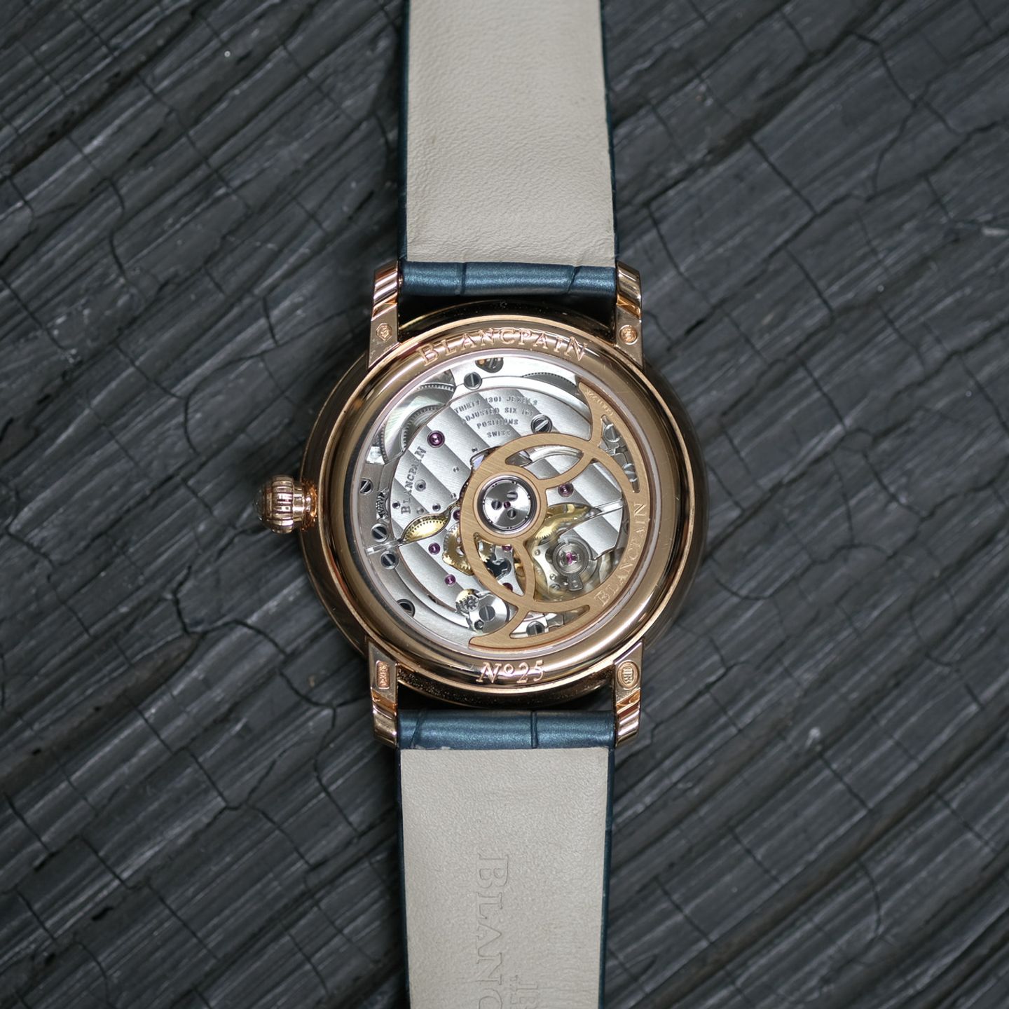 Blancpain Ladybird Ultraplate 3661B 2954 55B (2023) - Pearl dial 40 mm Rose Gold case (3/8)