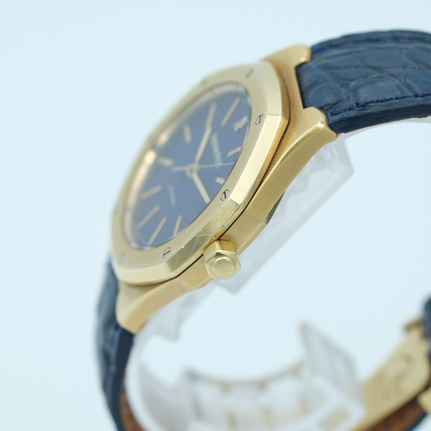 Audemars Piguet Royal Oak 14800BA (1995) - Blue dial 36 mm Yellow Gold case (8/8)