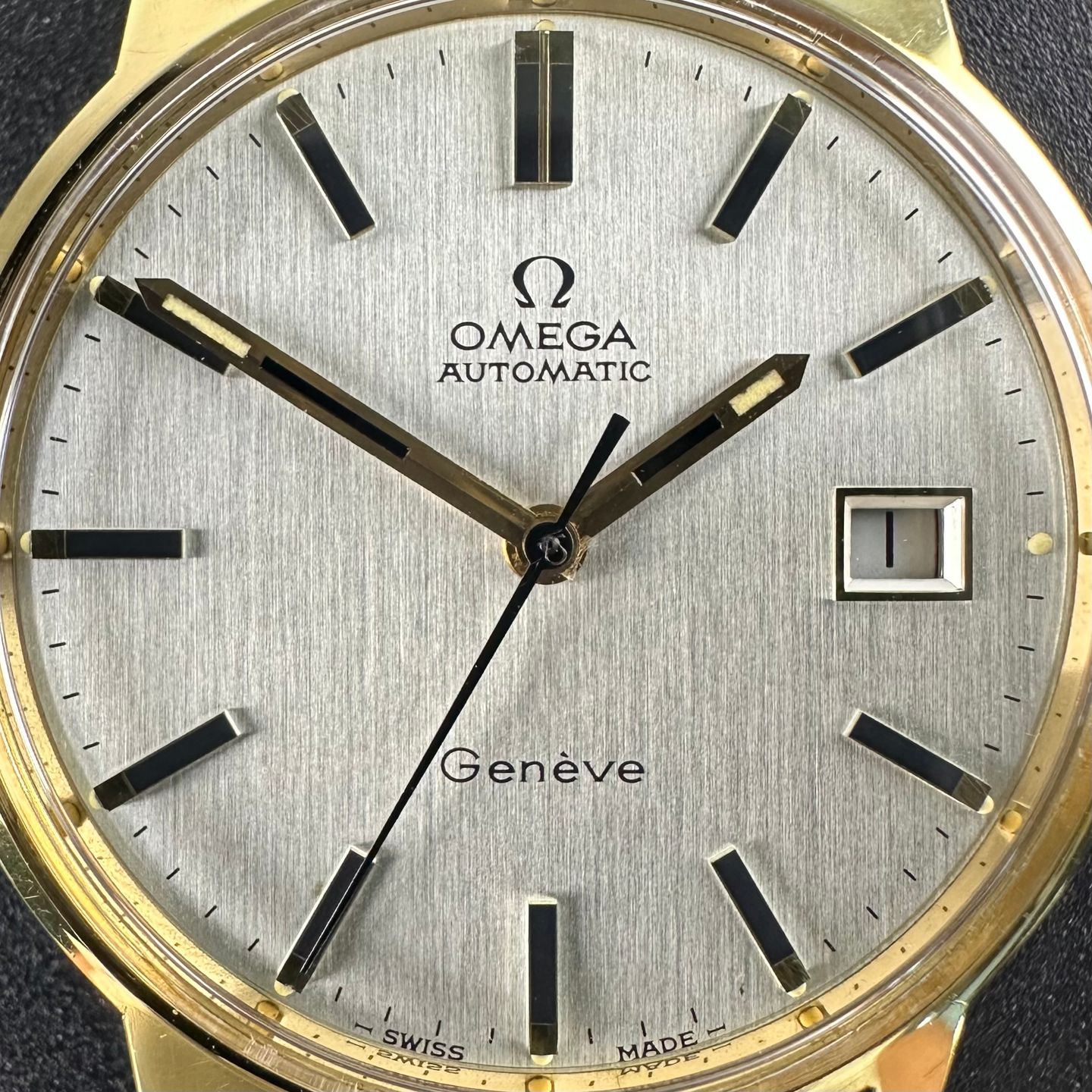 Omega Genève 166.0098 (1973) - White dial 35 mm Gold/Steel case (8/8)