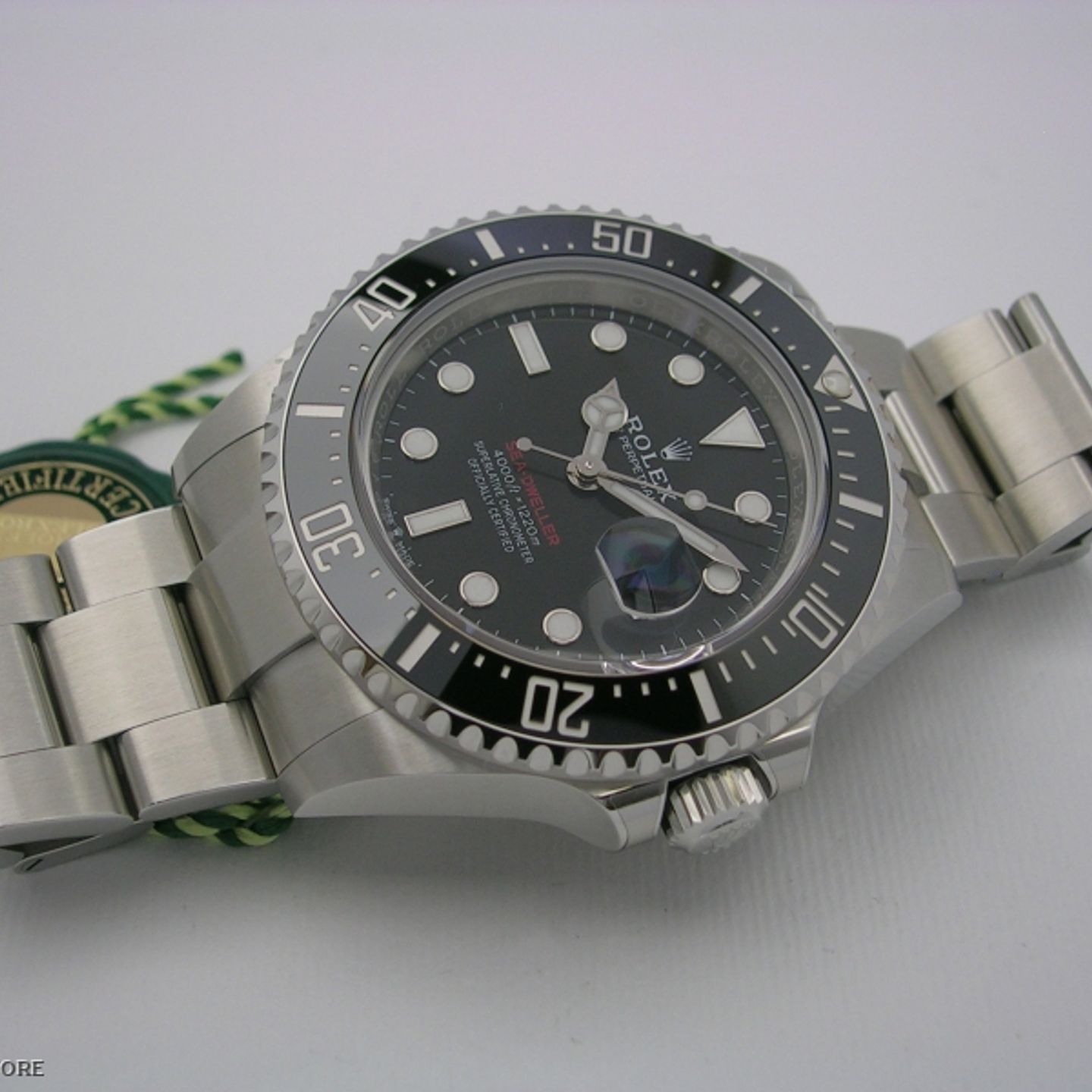 Rolex Sea-Dweller 126600 (2021) - Black dial 43 mm Steel case (2/4)