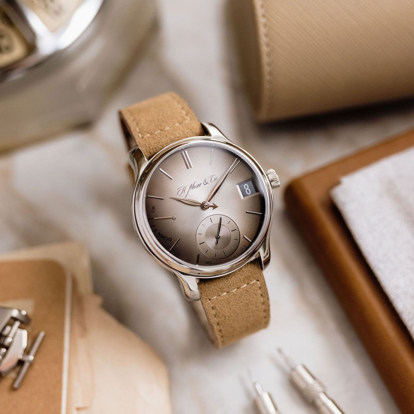 H. Moser & Cie. Unknown Fume dial (2013) - Brown dial 41 mm Palladium case (5/6)