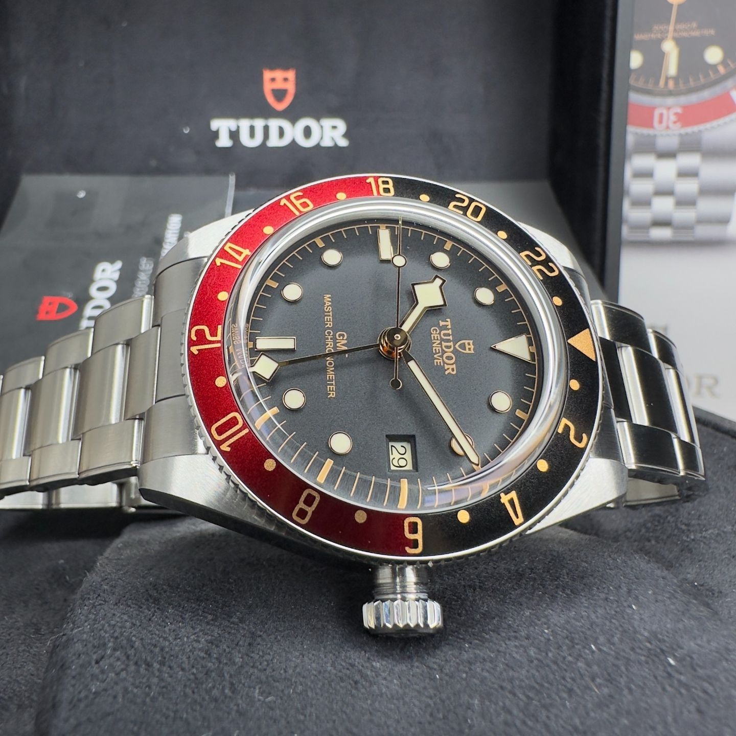 Tudor Black Bay Fifty-Eight 7939G1A0NRU (2024) - Zwart wijzerplaat 39mm Staal (2/8)