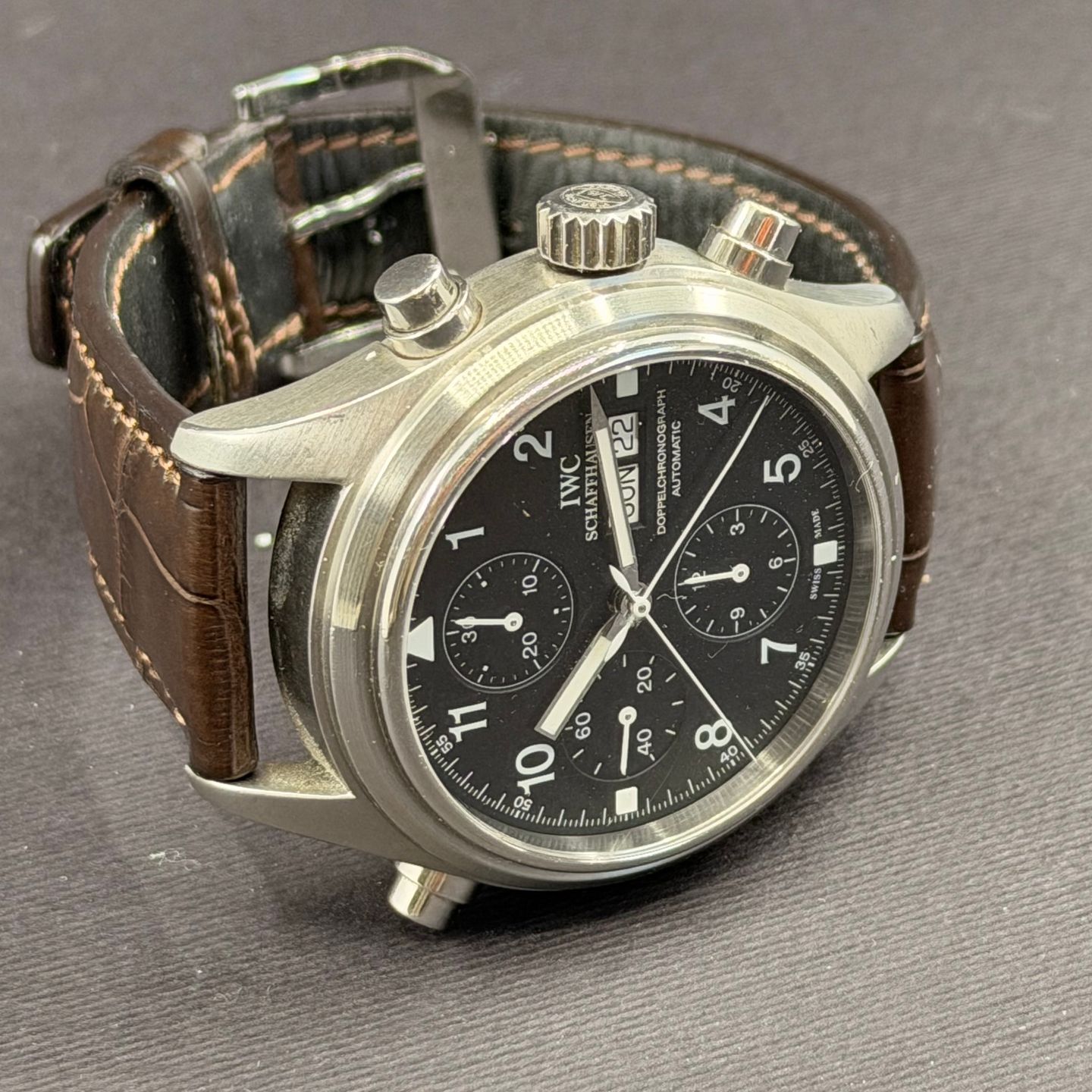 IWC Pilot Double Chronograph IW3713 (1998) - Black dial 42 mm Steel case (2/7)