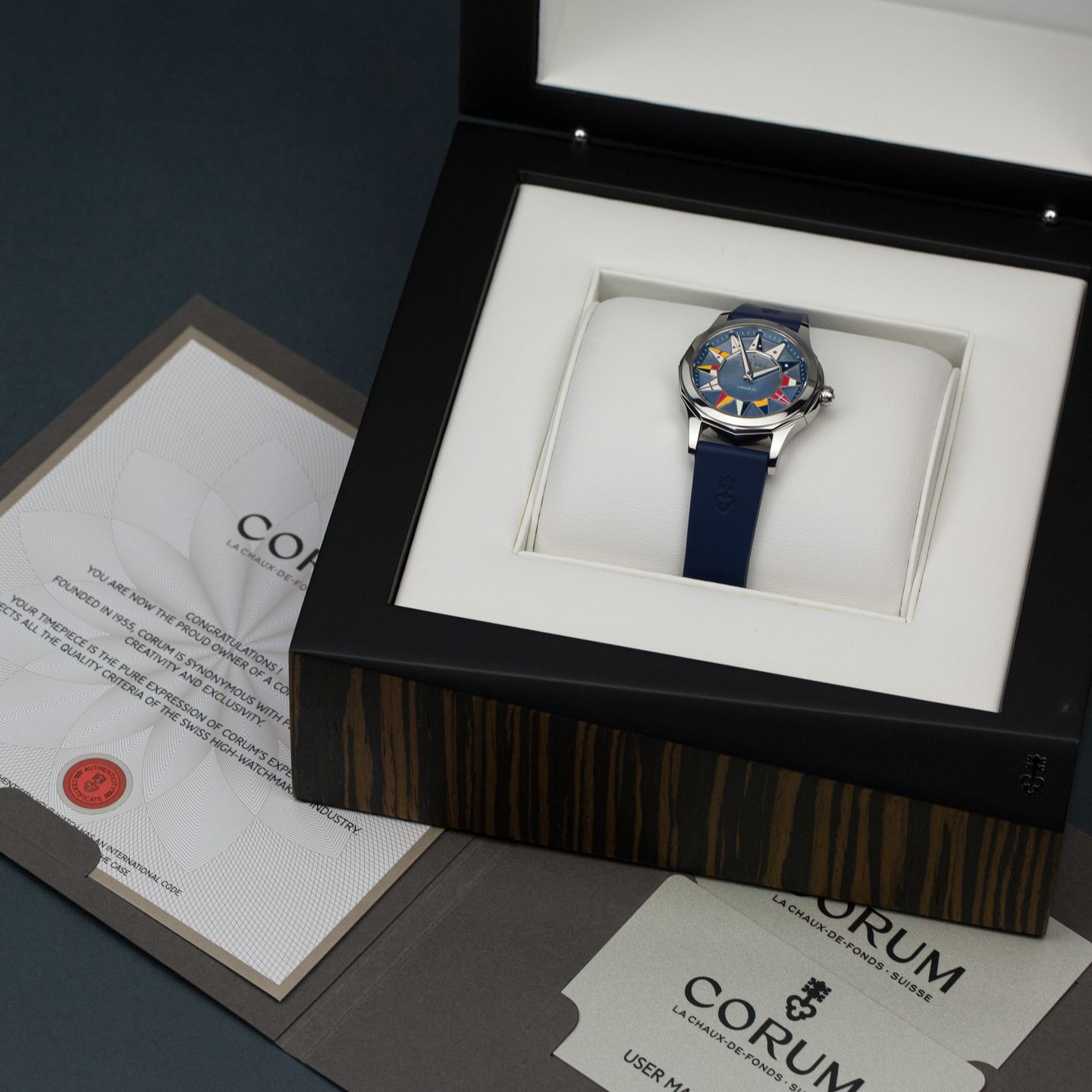 Corum Admiral's Cup A400.100.20/0373 AB12 (2022) - Blauw wijzerplaat 32mm Staal (2/8)