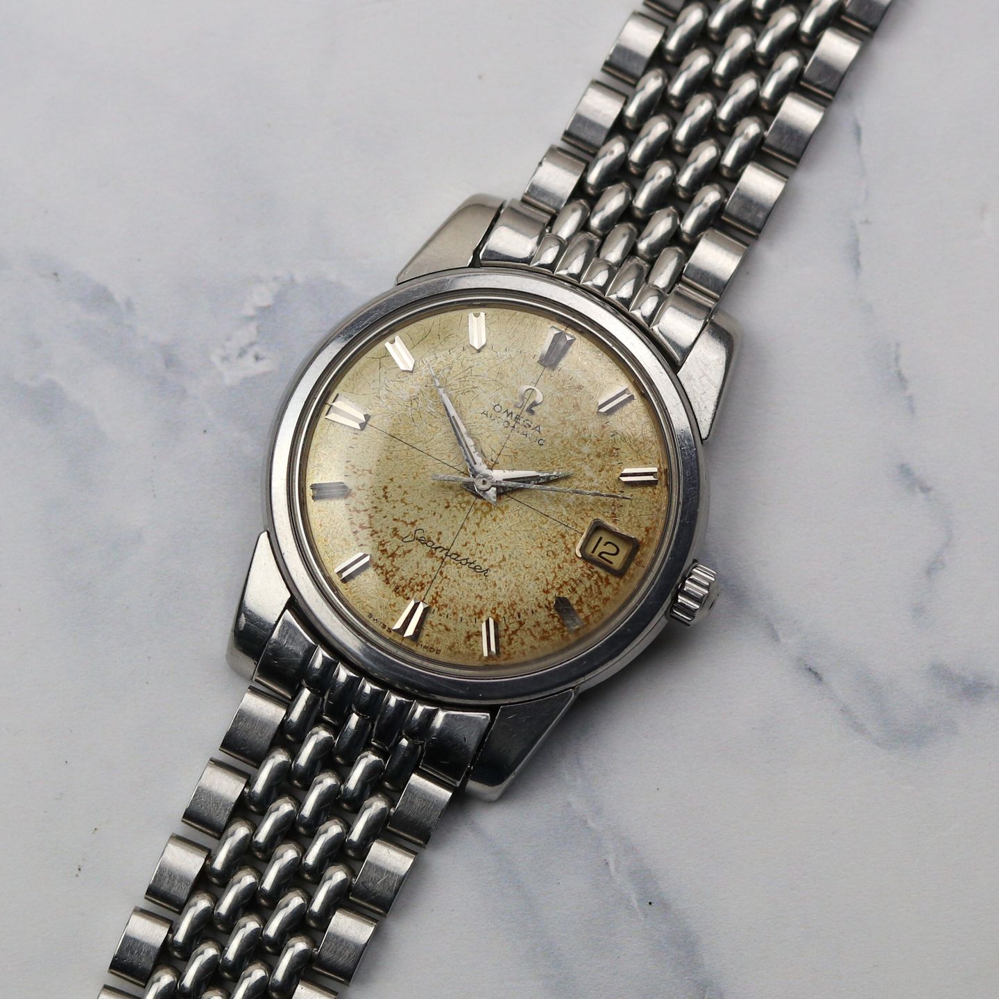 Omega Seamaster 14762 (1962) - Champagne dial 34 mm Steel case (3/5)