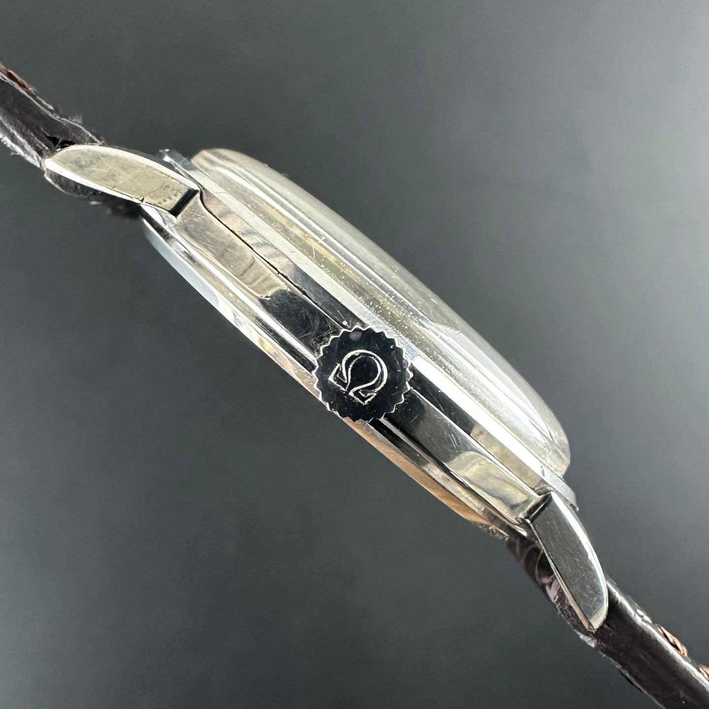 Omega Genève 14758 - (5/8)