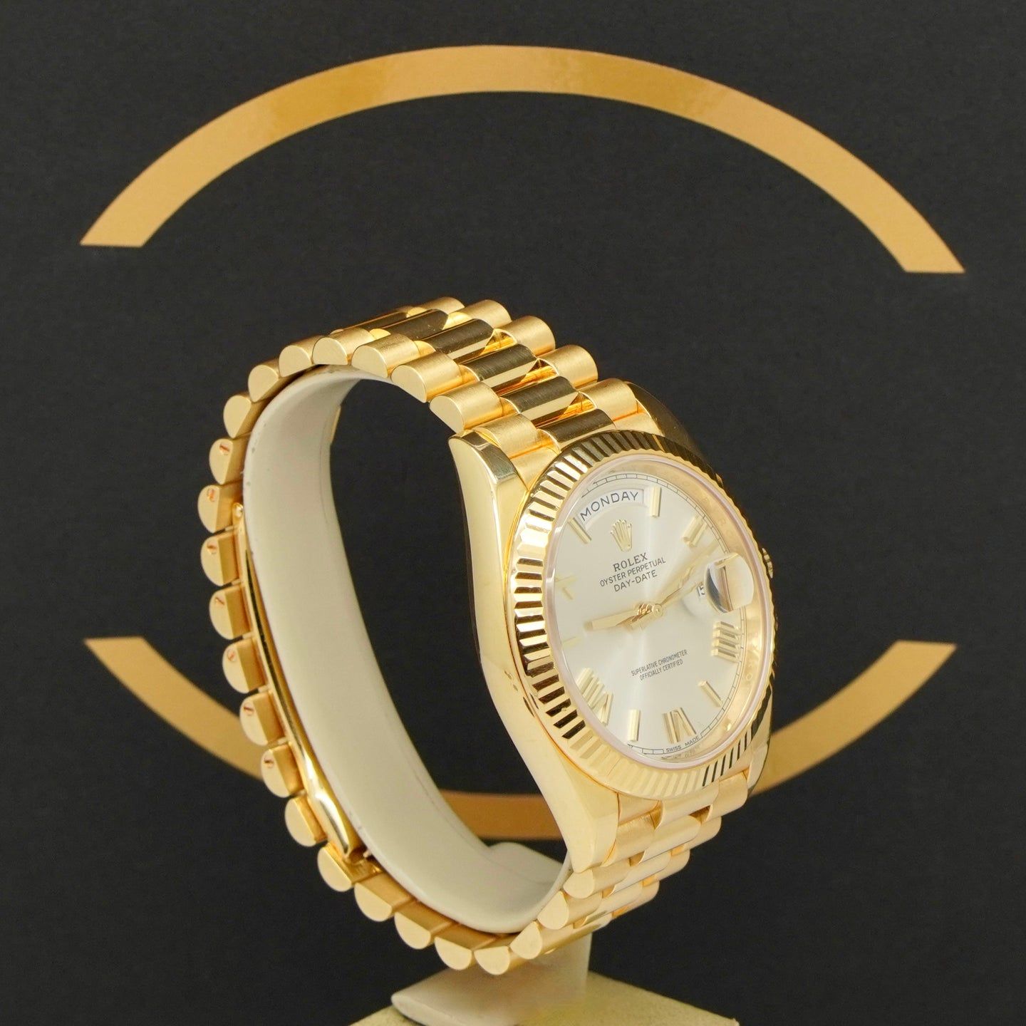 Rolex Day-Date 40 228238 (2019) - Silver dial 40 mm Yellow Gold case (3/7)