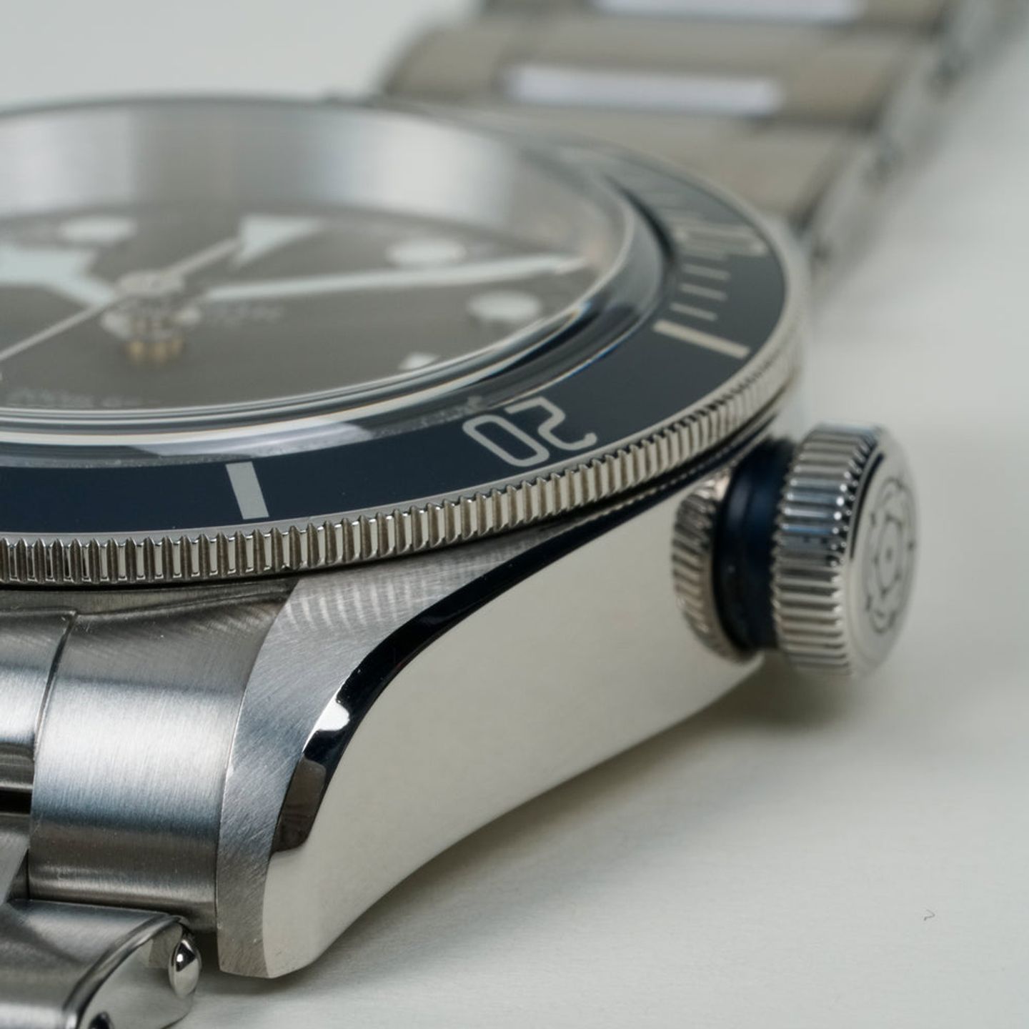 Tudor Black Bay 79230B (2024) - Black dial 41 mm Steel case (5/8)