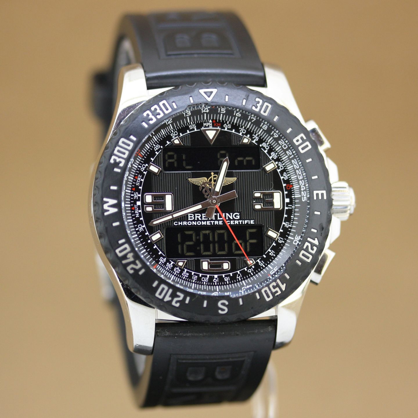 Breitling Airwolf A78364 (2010) - Black dial 44 mm Steel case (3/8)