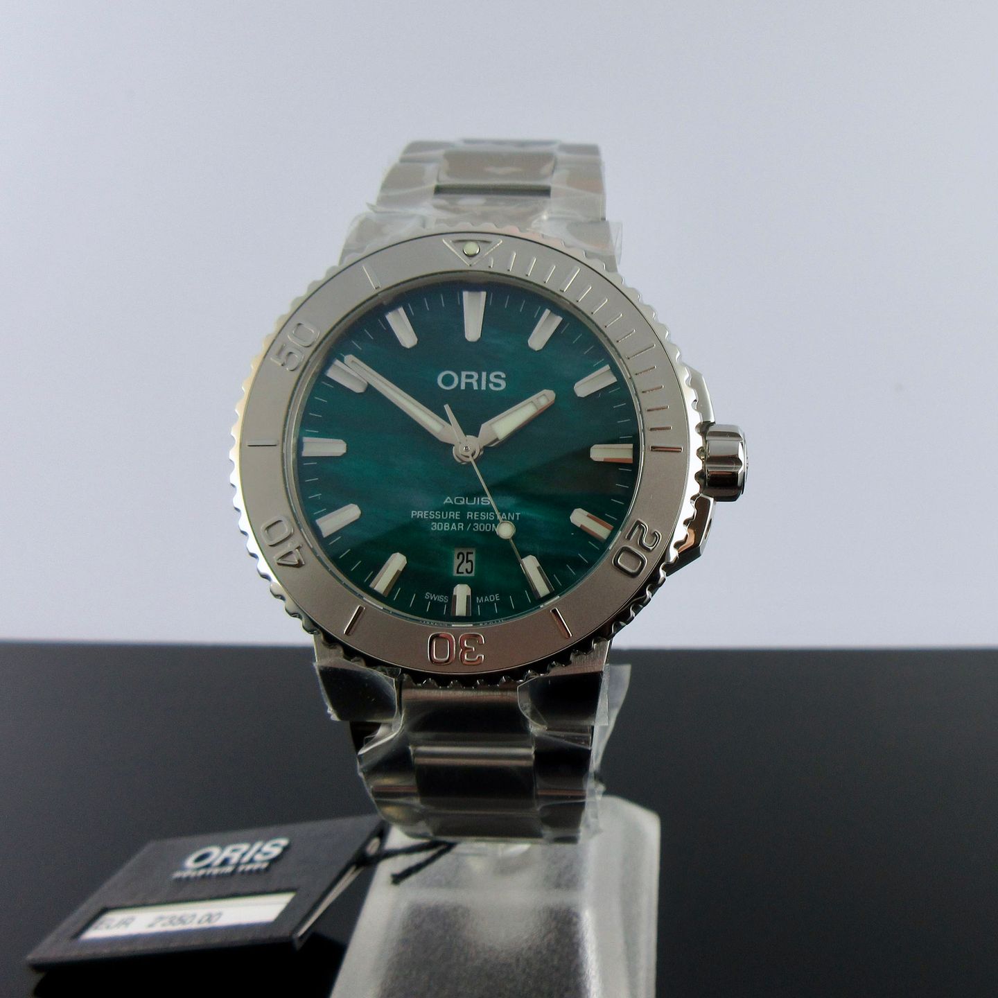 Oris Aquis Date 01 733 7730 4137-07 8 24 (2024) - Groen wijzerplaat 44mm Staal (1/8)