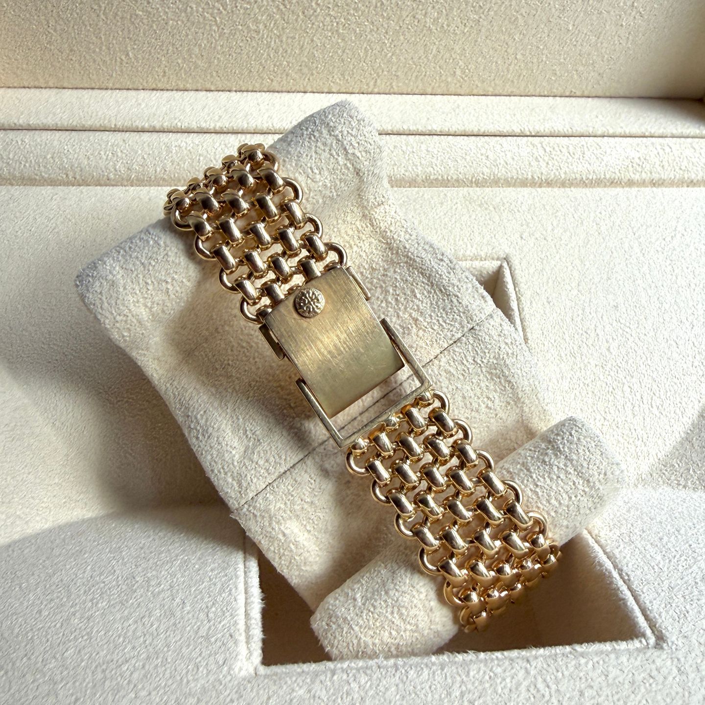 Patek Philippe Golden Ellipse 3738 (1987) - Blue dial 35 mm Yellow Gold case (14/14)