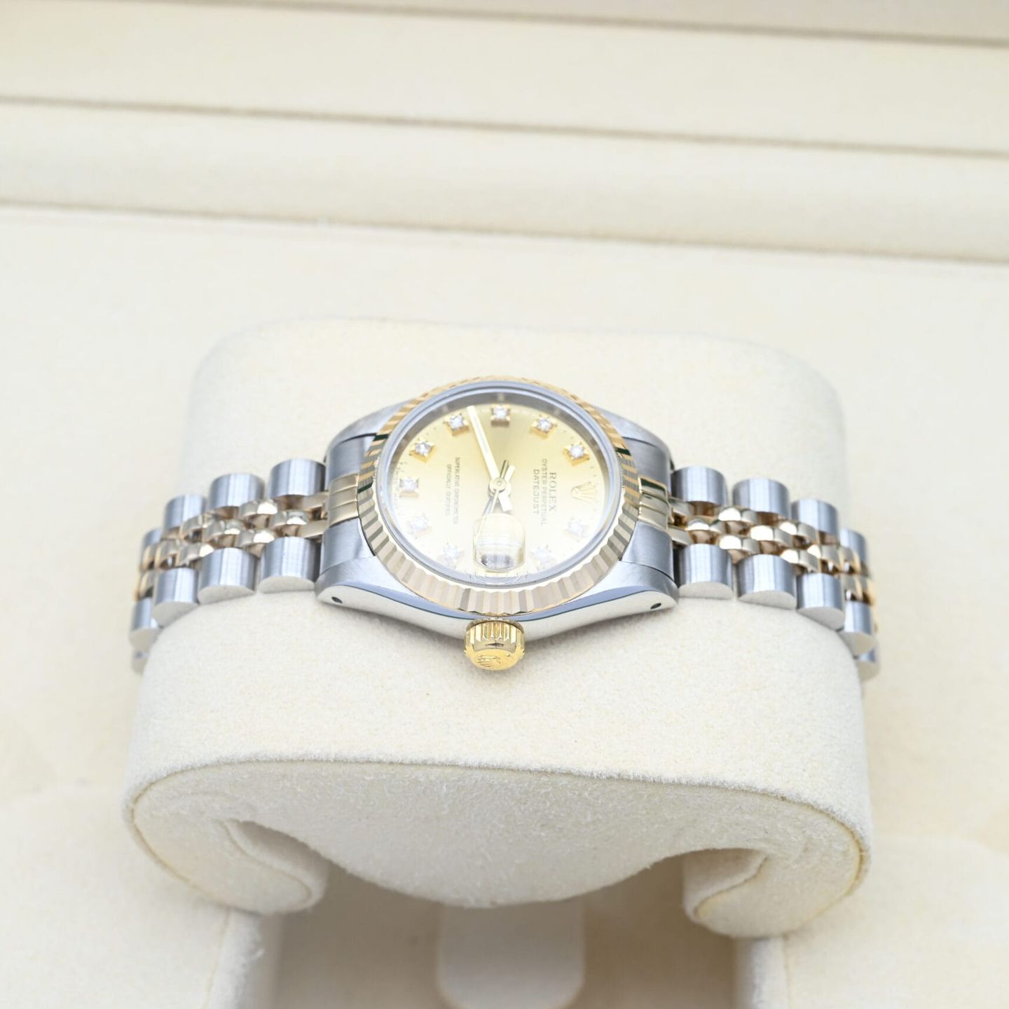 Rolex Lady-Datejust 69173 (1984) - Champagne wijzerplaat 26mm Goud/Staal (4/7)