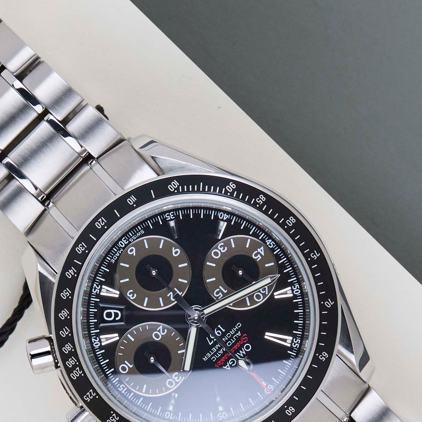 Unknown Unknown 323.30.40.40.01.001 - (4/8)