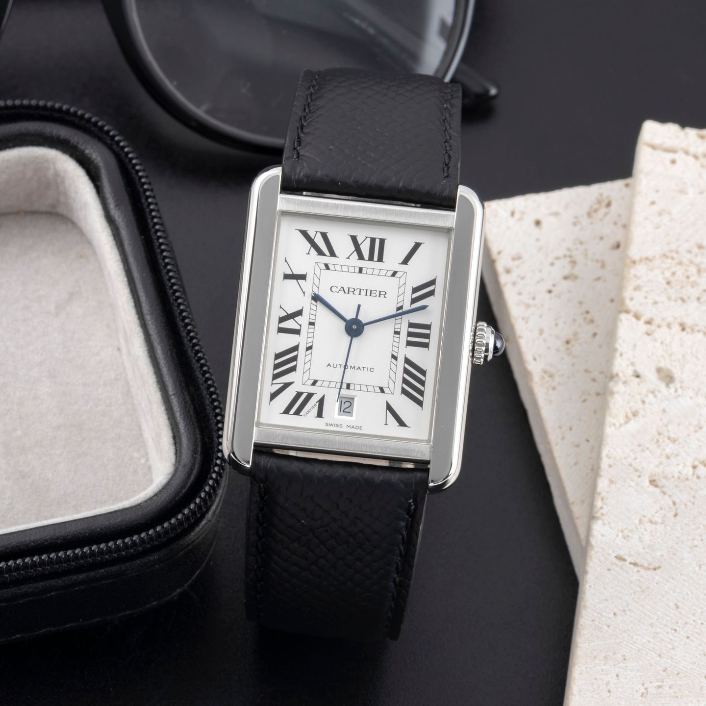 Cartier Tank Solo WSTA0029 (Onbekend (willekeurig serienummer)) - Zilver wijzerplaat 31mm Staal (1/8)