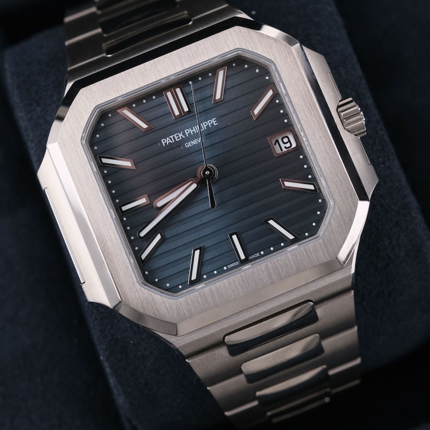 Patek Philippe Cubitus 7128/1G-001 - (2/8)