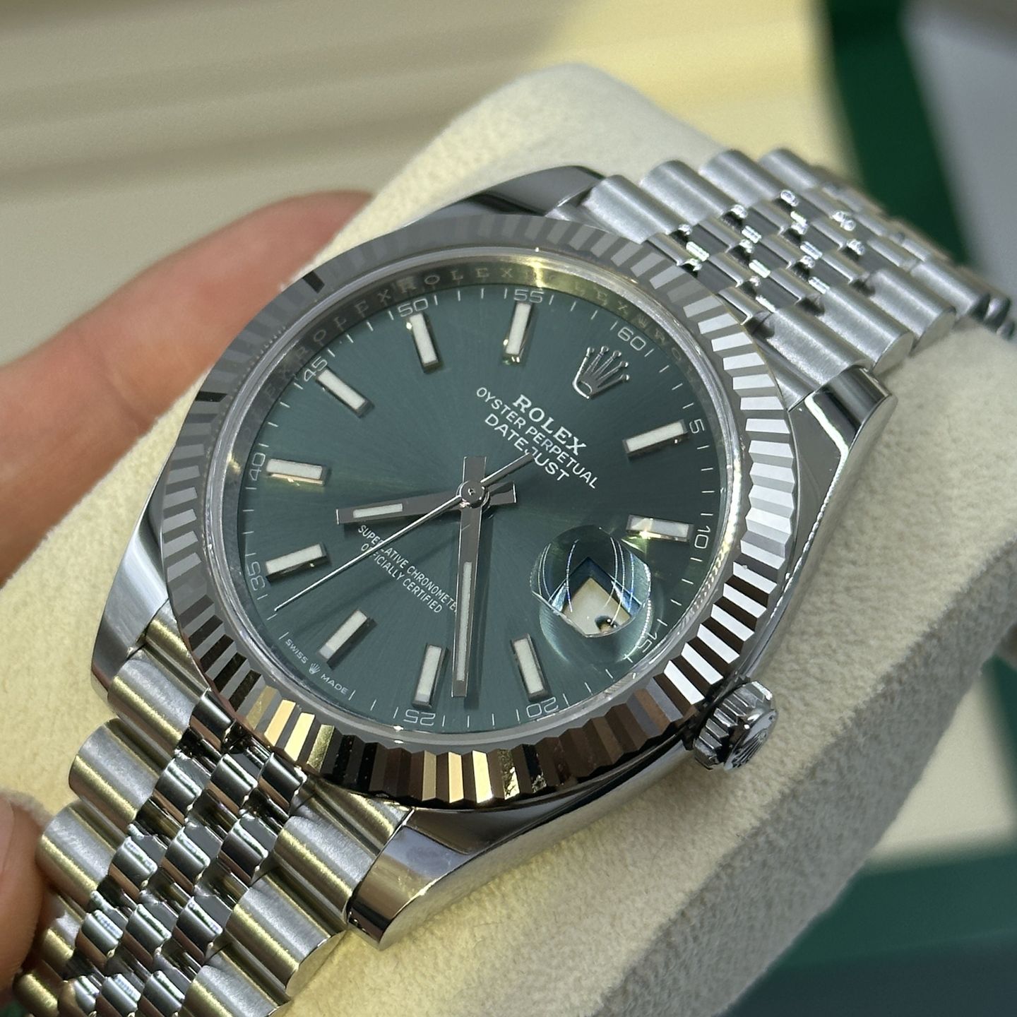 Rolex Datejust 41 126334 (2023) - Groen wijzerplaat 41mm Staal (8/8)