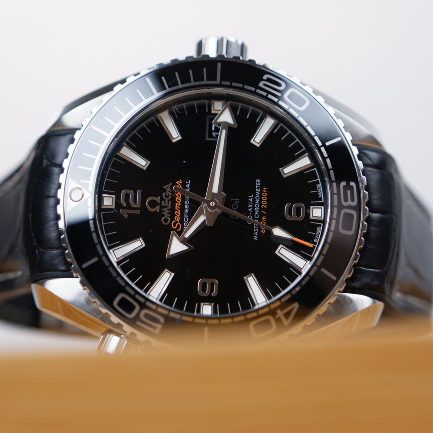 Omega Seamaster Planet Ocean 215.33.44.21.01.001 - (1/2)