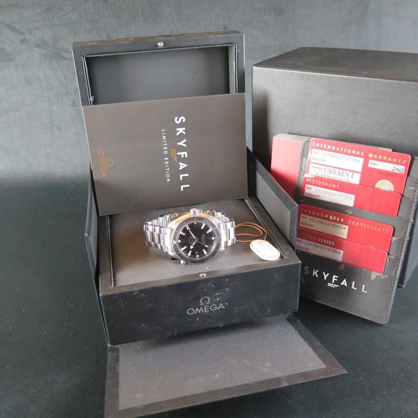 Omega Seamaster Planet Ocean 232.30.42.21.01.004 (2012) - Black dial 42 mm Steel case (8/8)