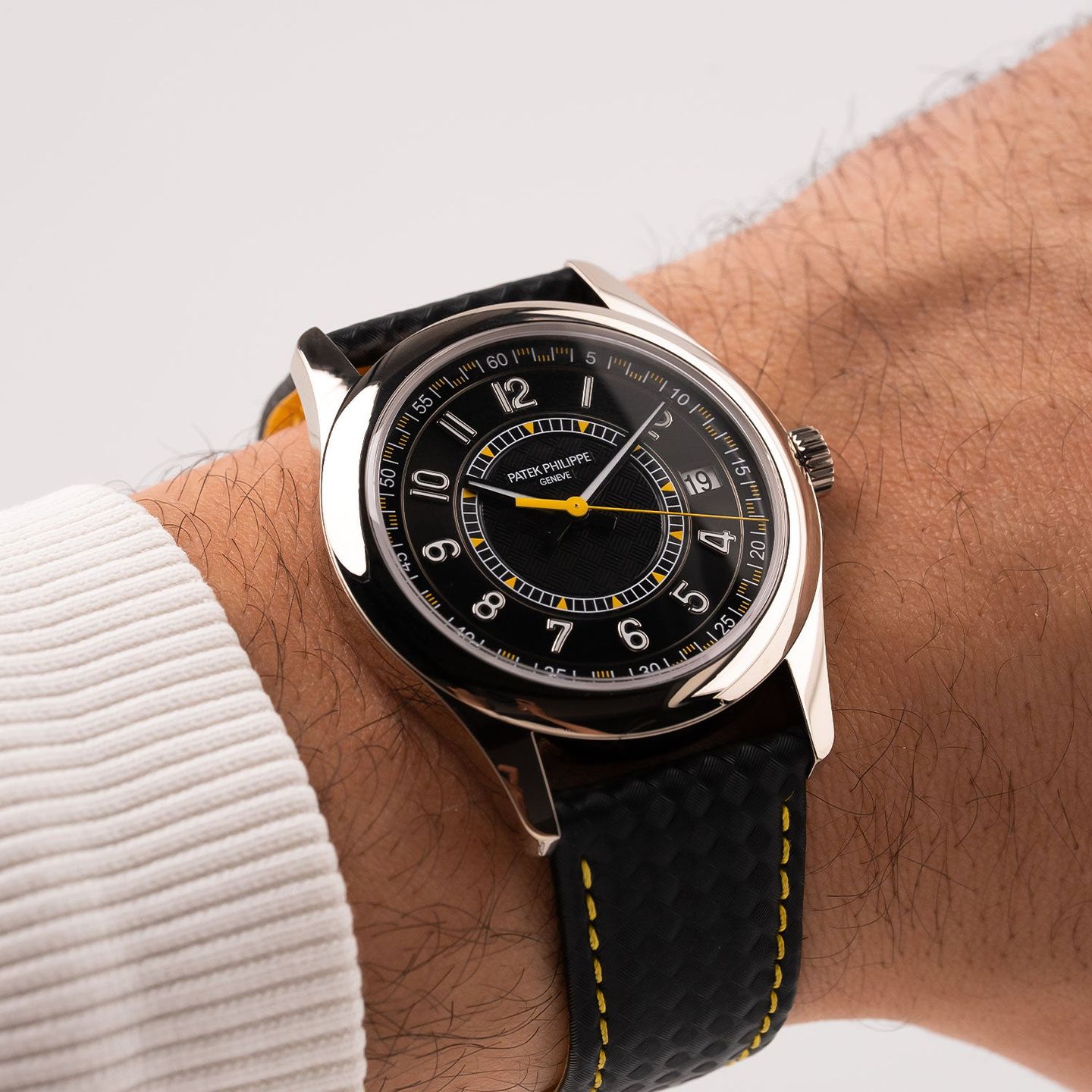 Patek Philippe Calatrava 6007G-011 (2023) - Black dial 40 mm White Gold case (7/8)