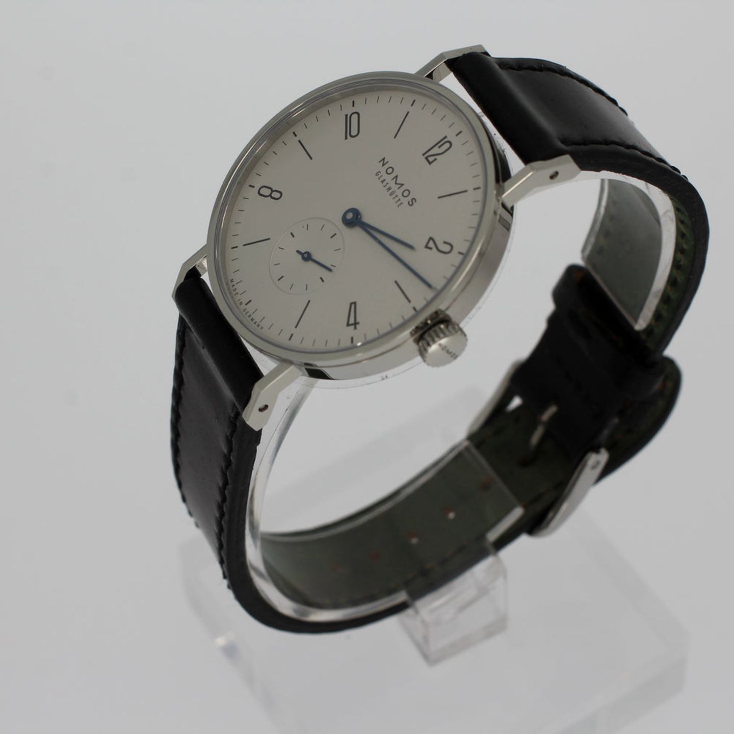 NOMOS Tangente 101 (2025) - White dial 35 mm Steel case (2/4)