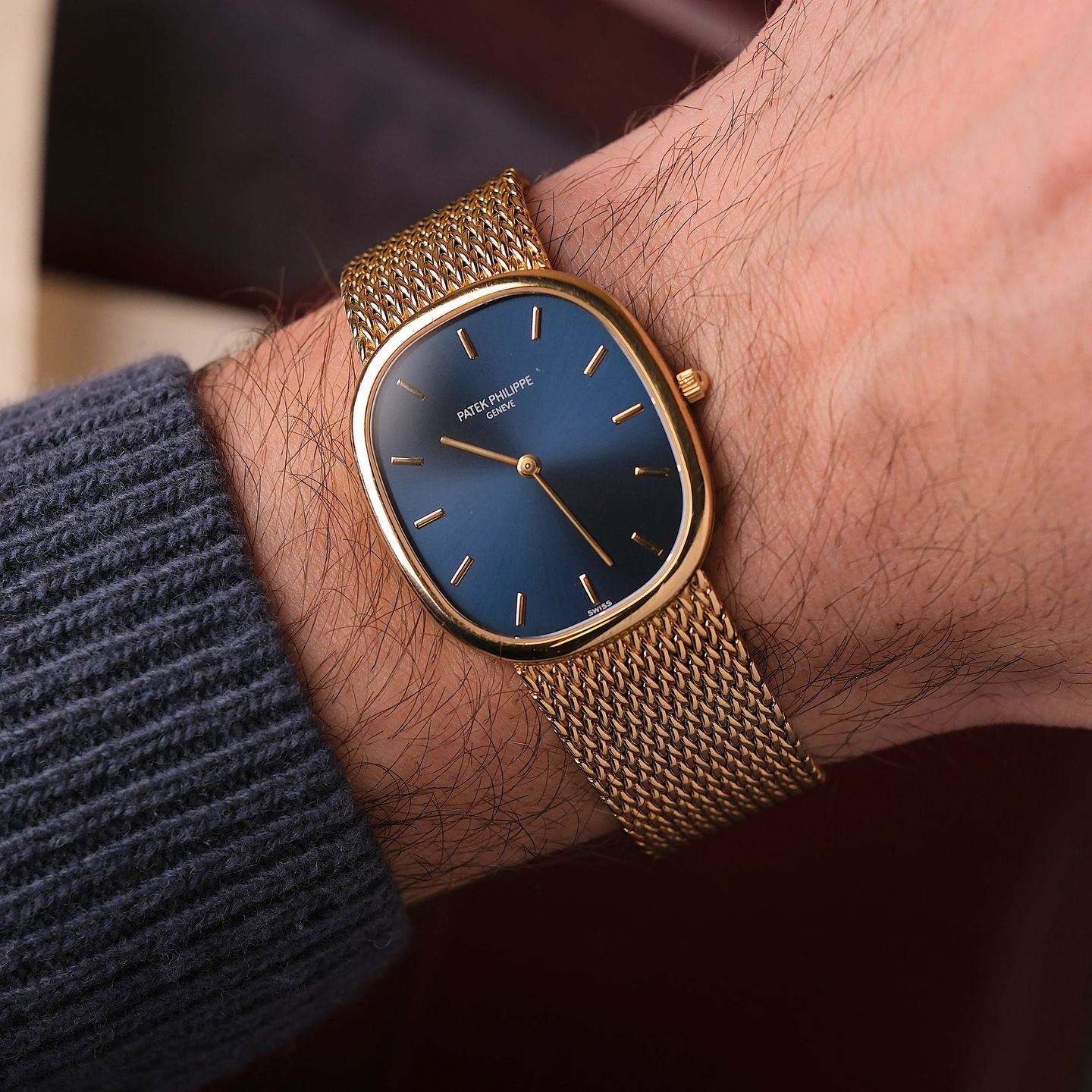 Patek Philippe Golden Ellipse 3738 (Onbekend (willekeurig serienummer)) - Blauw wijzerplaat 31mm Geelgoud (5/8)