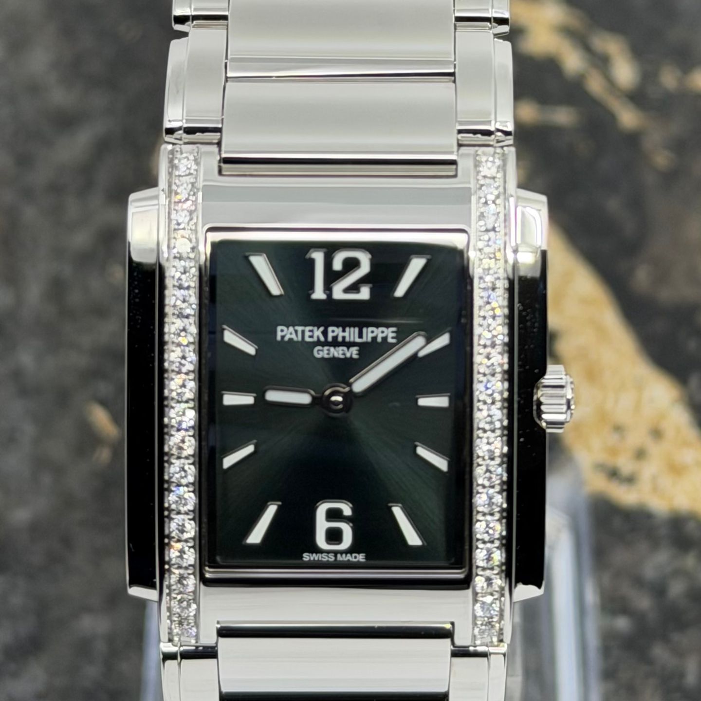 Patek Philippe Twenty~4 4910/1200A-011 - (2/8)