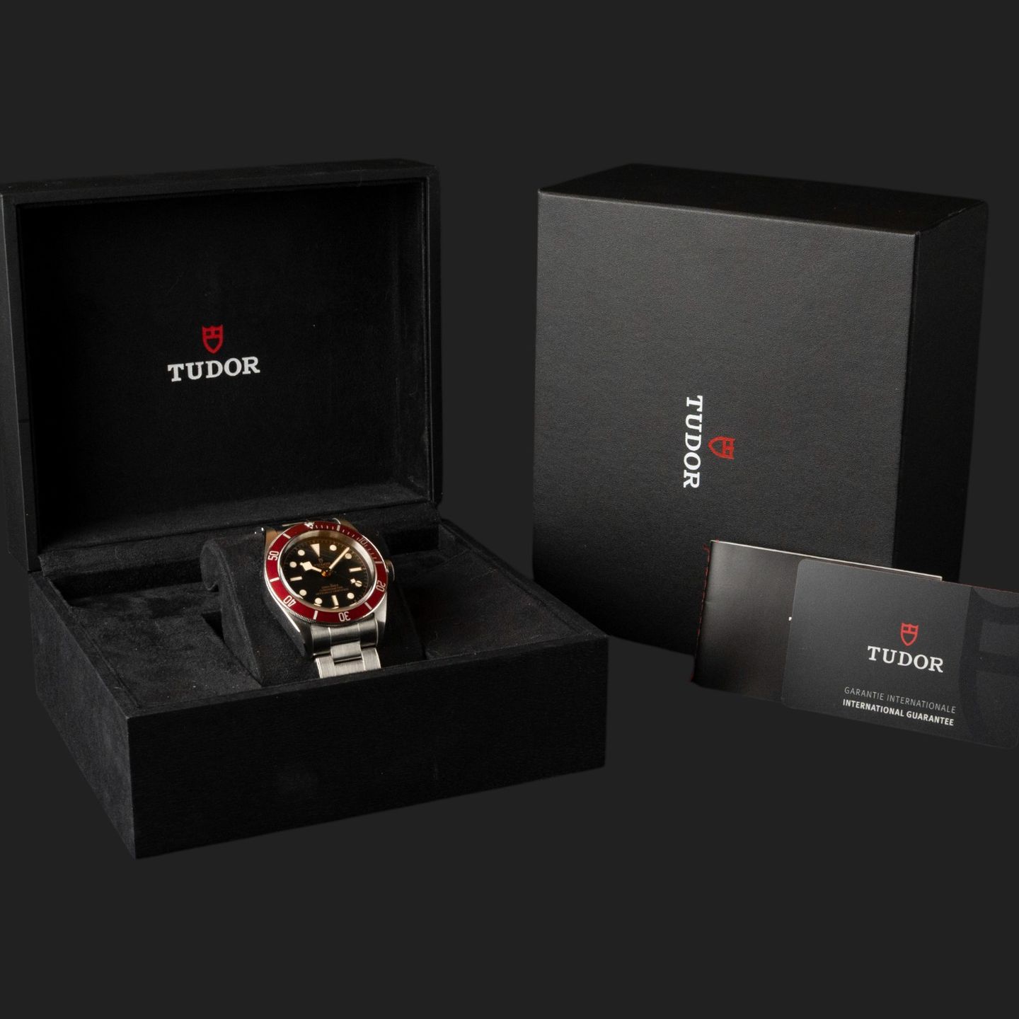 Tudor Black Bay 79230R (2021) - Black dial 41 mm Steel case (8/8)