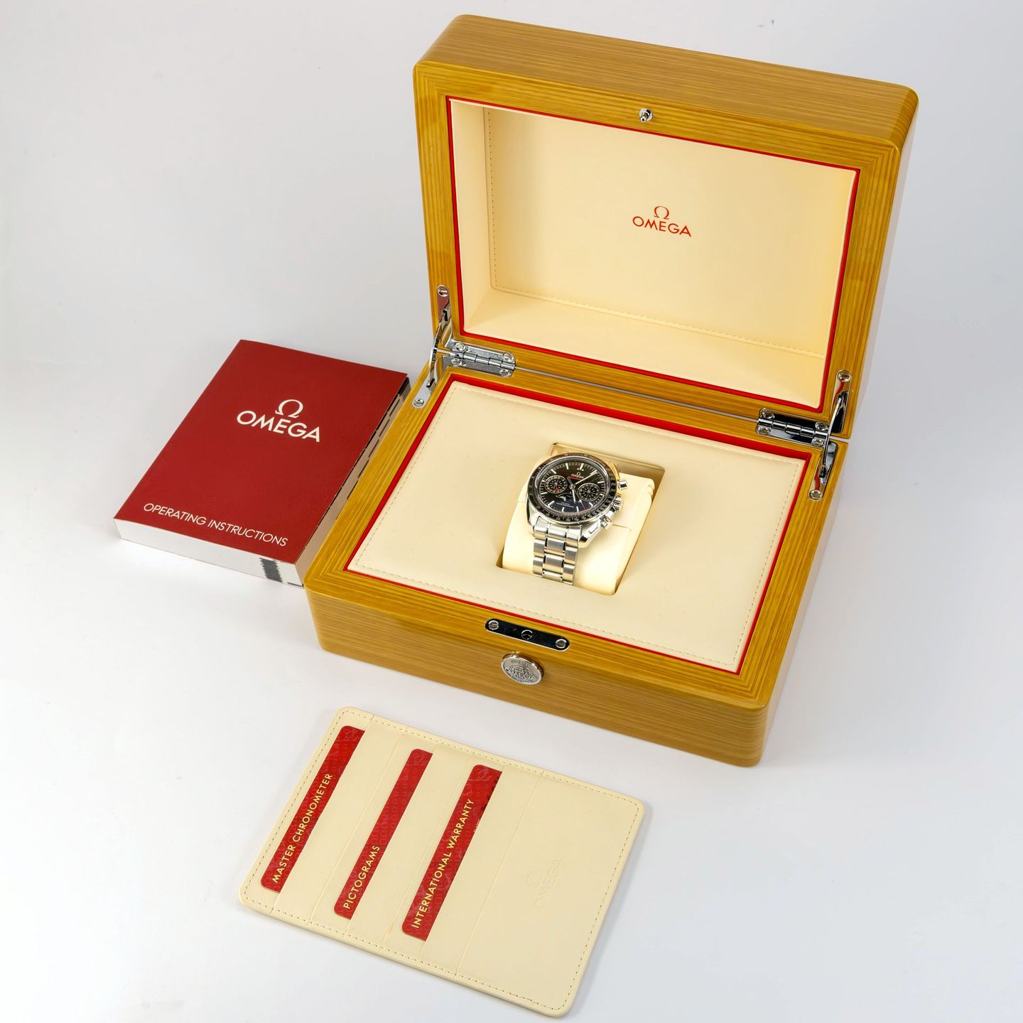 Omega Speedmaster Moonphase 304.30.44.52.01.001 (2021) - Zwart wijzerplaat 44mm Staal (2/6)