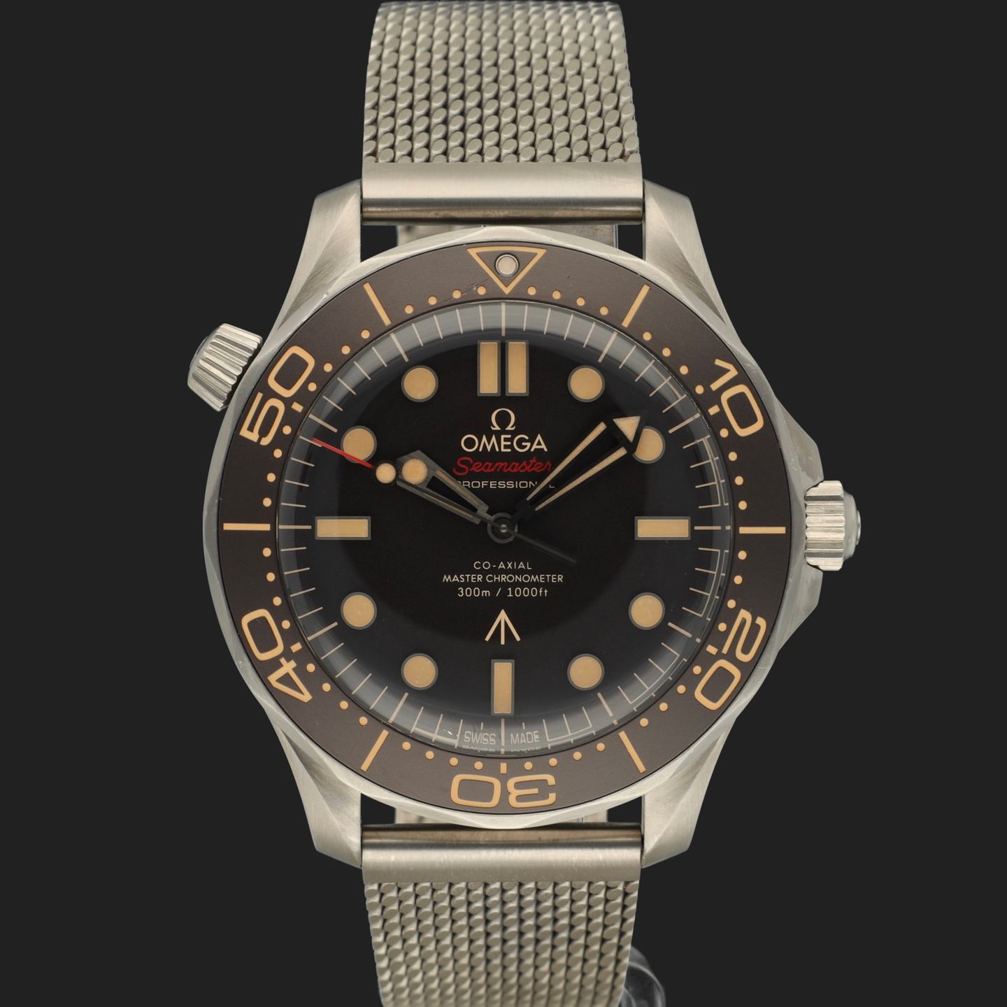 Omega Seamaster Diver 300 M 210.90.42.20.01.001 (2020) - Brown dial 42 mm Titanium case (3/8)