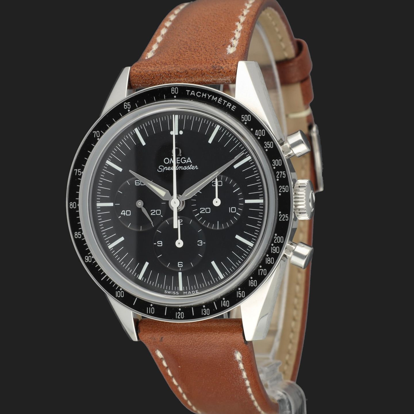 Omega Speedmaster Professional Moonwatch 311.32.40.30.01.001 (2016) - Black dial 40 mm Steel case (1/8)