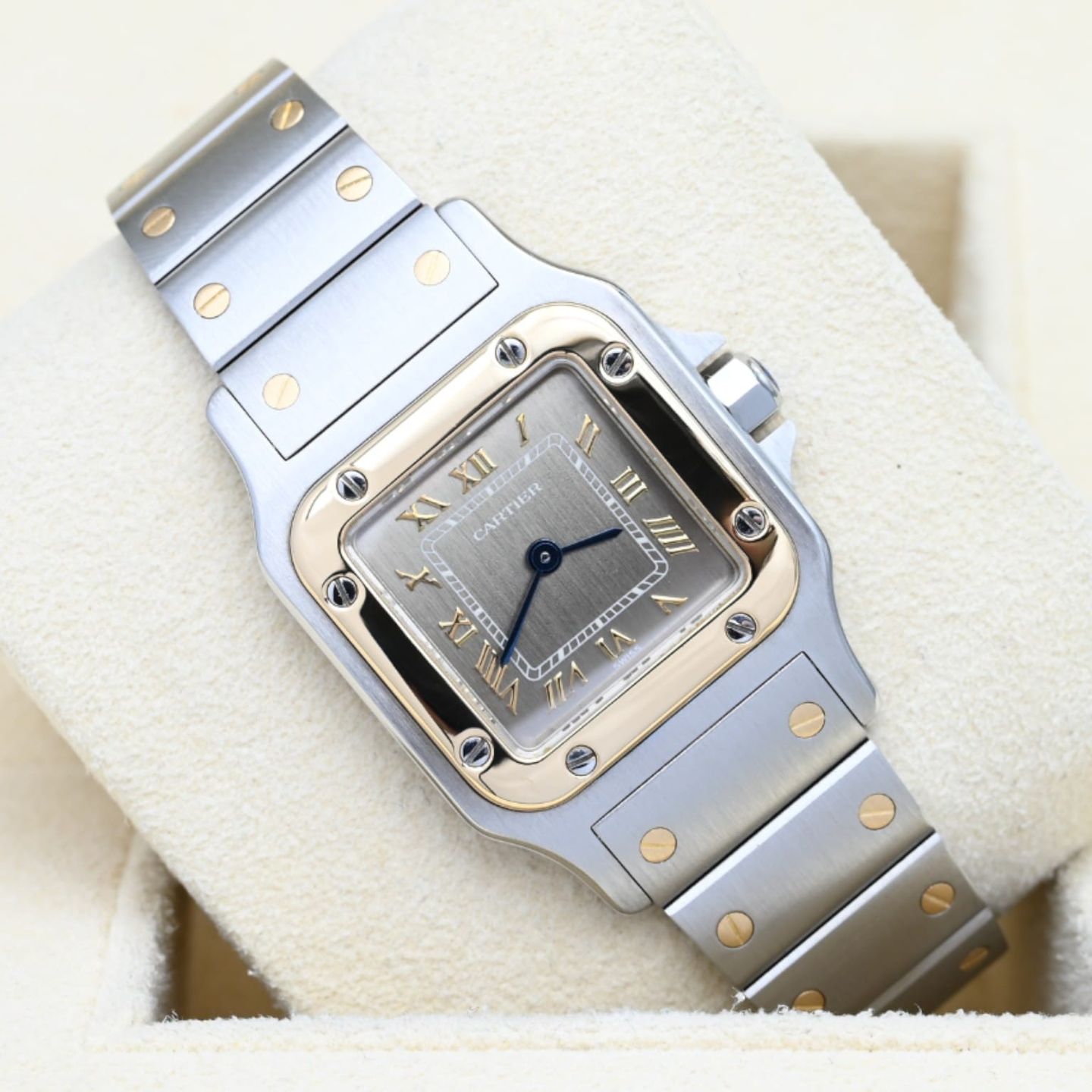Cartier Santos Galbée 1567 (Unknown (random serial)) - White dial 24 mm Gold/Steel case (1/8)
