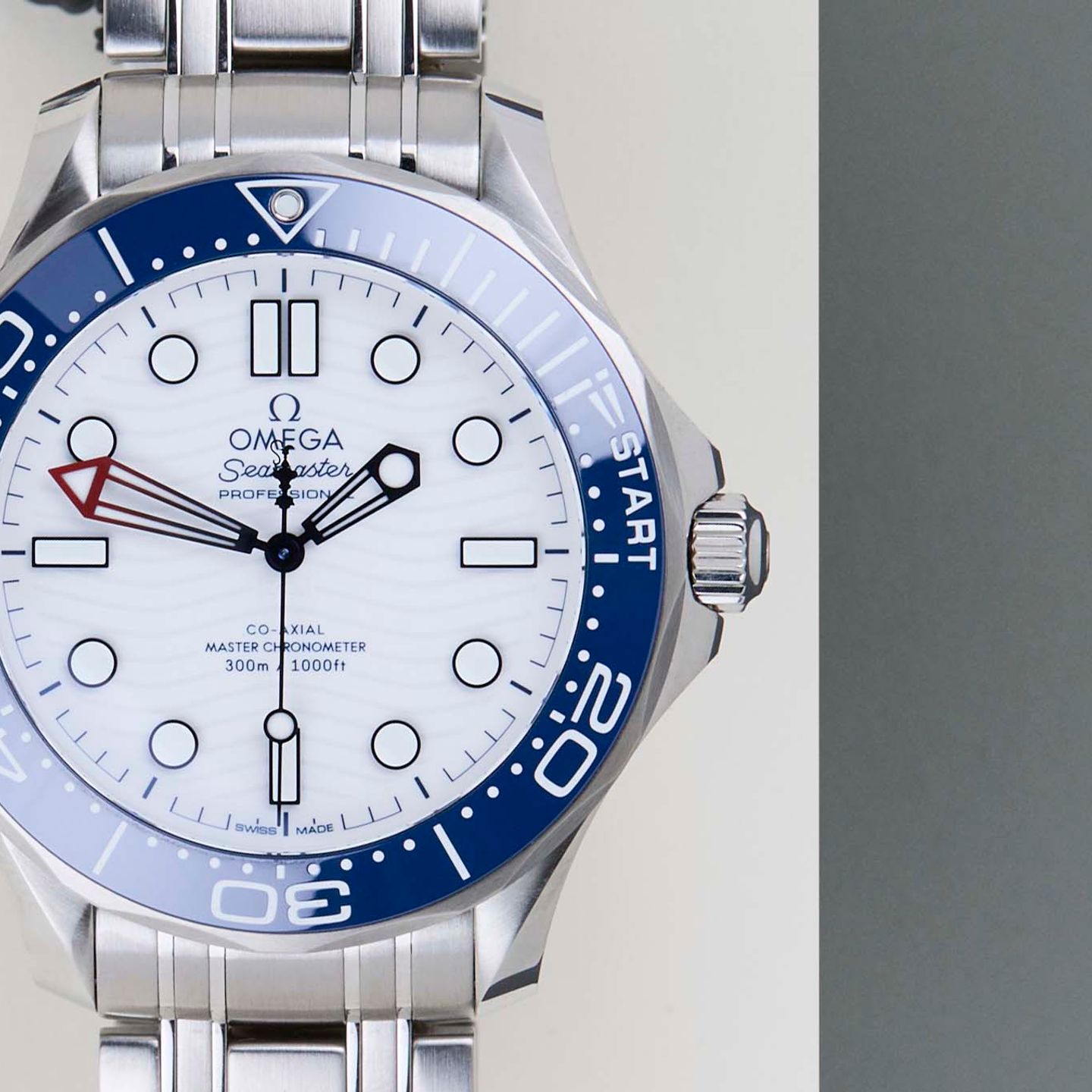 Omega Seamaster Diver 300 M 210.30.42.20.04.002 (2025) - Wit wijzerplaat 42mm Staal (5/8)