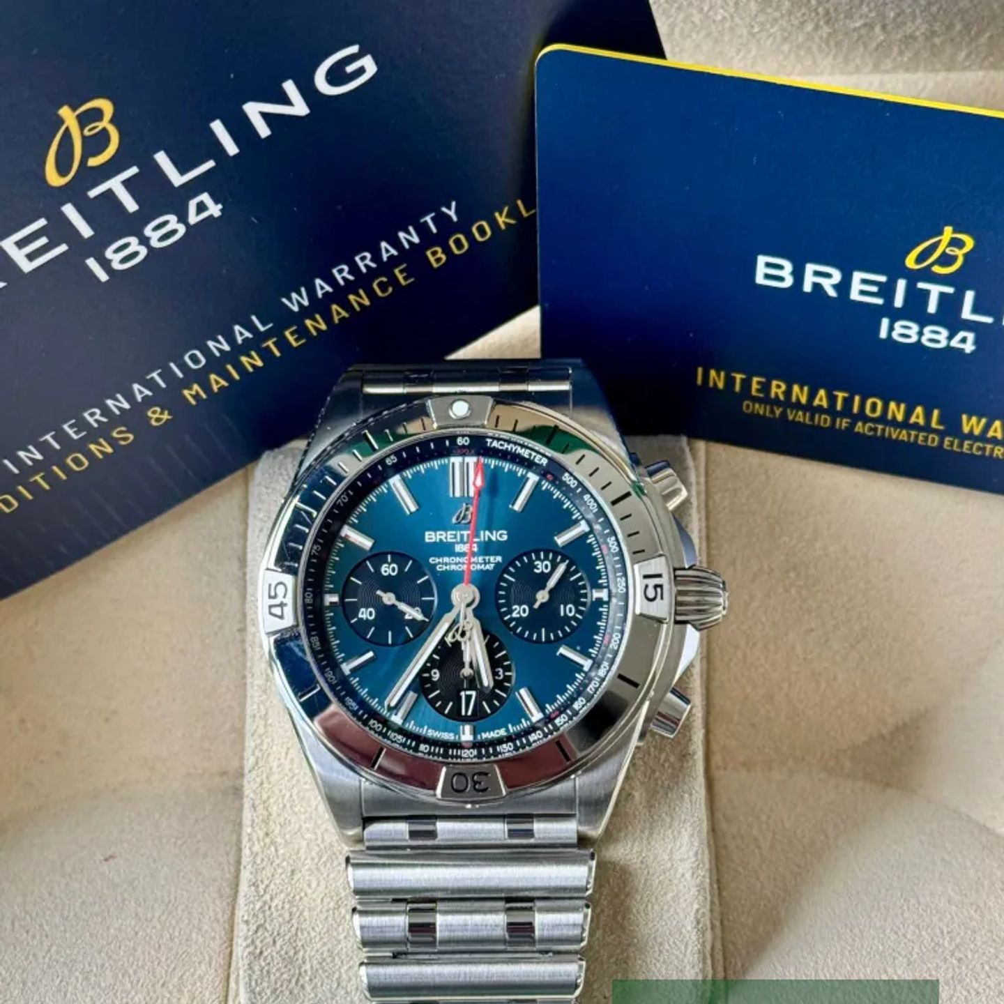 Breitling Chronomat 42 AB0134101C1A1 (2021) - Blue dial 42 mm Steel case (7/7)