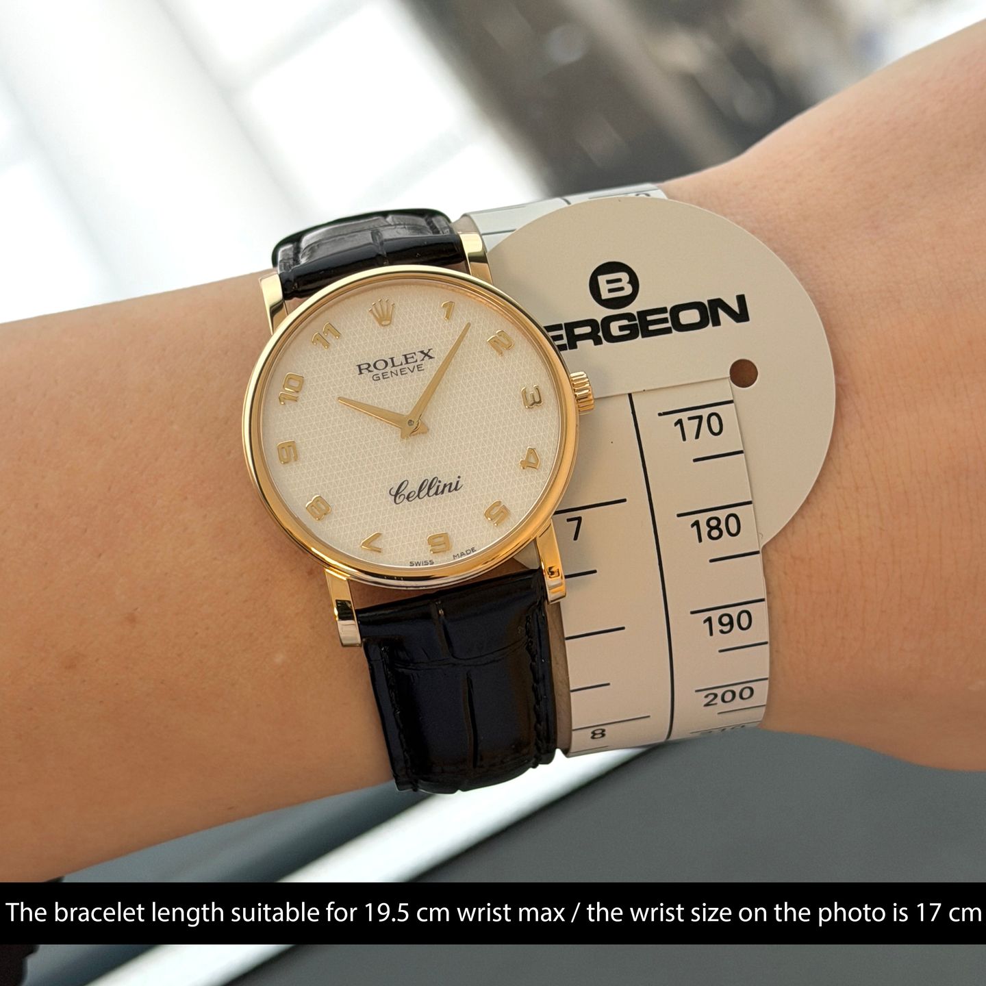 Rolex Cellini Time 5115 (Unknown (random serial)) - Silver dial 32 mm Yellow Gold case (2/8)